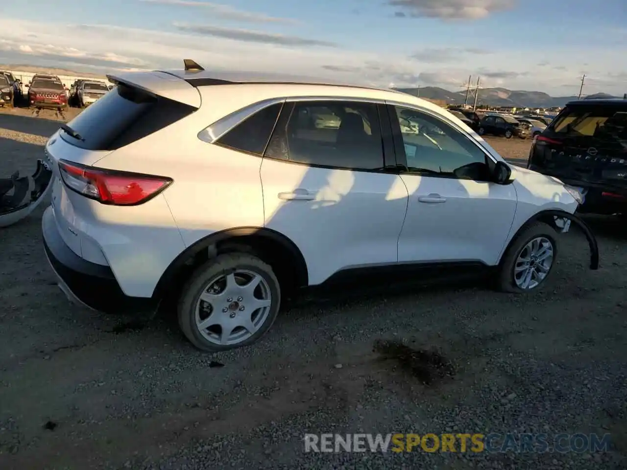 3 Photograph of a damaged car 1FMCU9G65MUB26638 FORD ESCAPE 2021