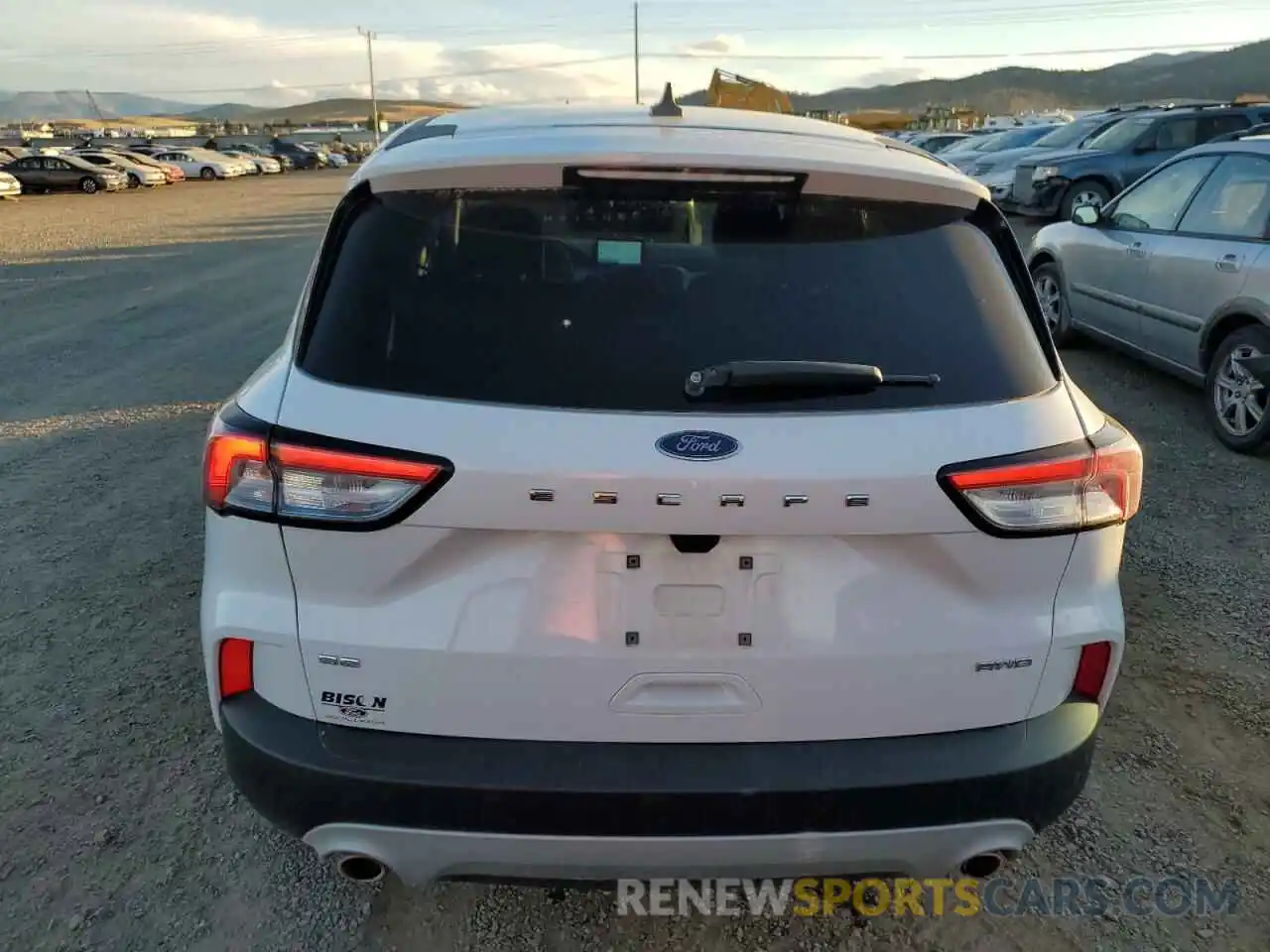 6 Photograph of a damaged car 1FMCU9G65MUB26638 FORD ESCAPE 2021