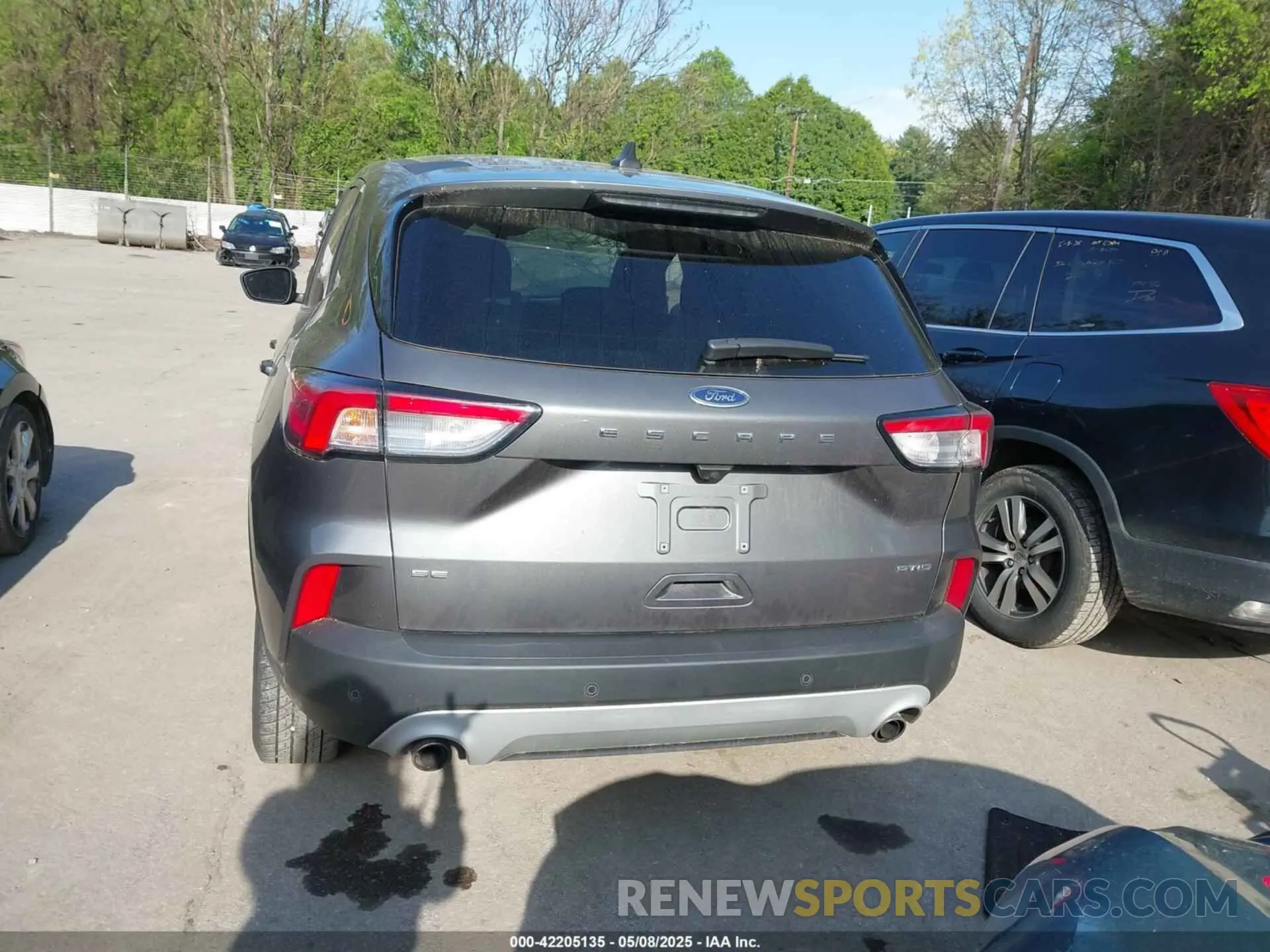16 Photograph of a damaged car 1FMCU9G66MUA11210 FORD ESCAPE 2021