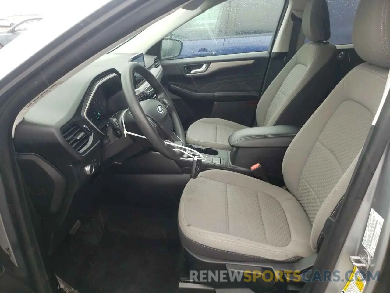 7 Photograph of a damaged car 1FMCU9G67MUA17372 FORD ESCAPE 2021