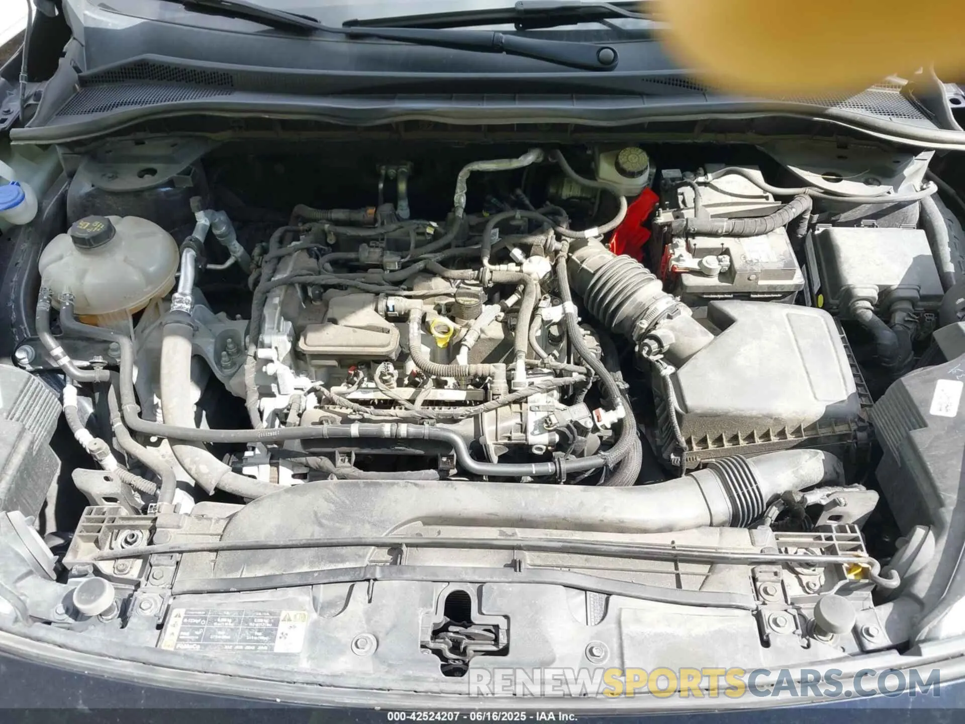 10 Photograph of a damaged car 1FMCU9G68MUA37176 FORD ESCAPE 2021