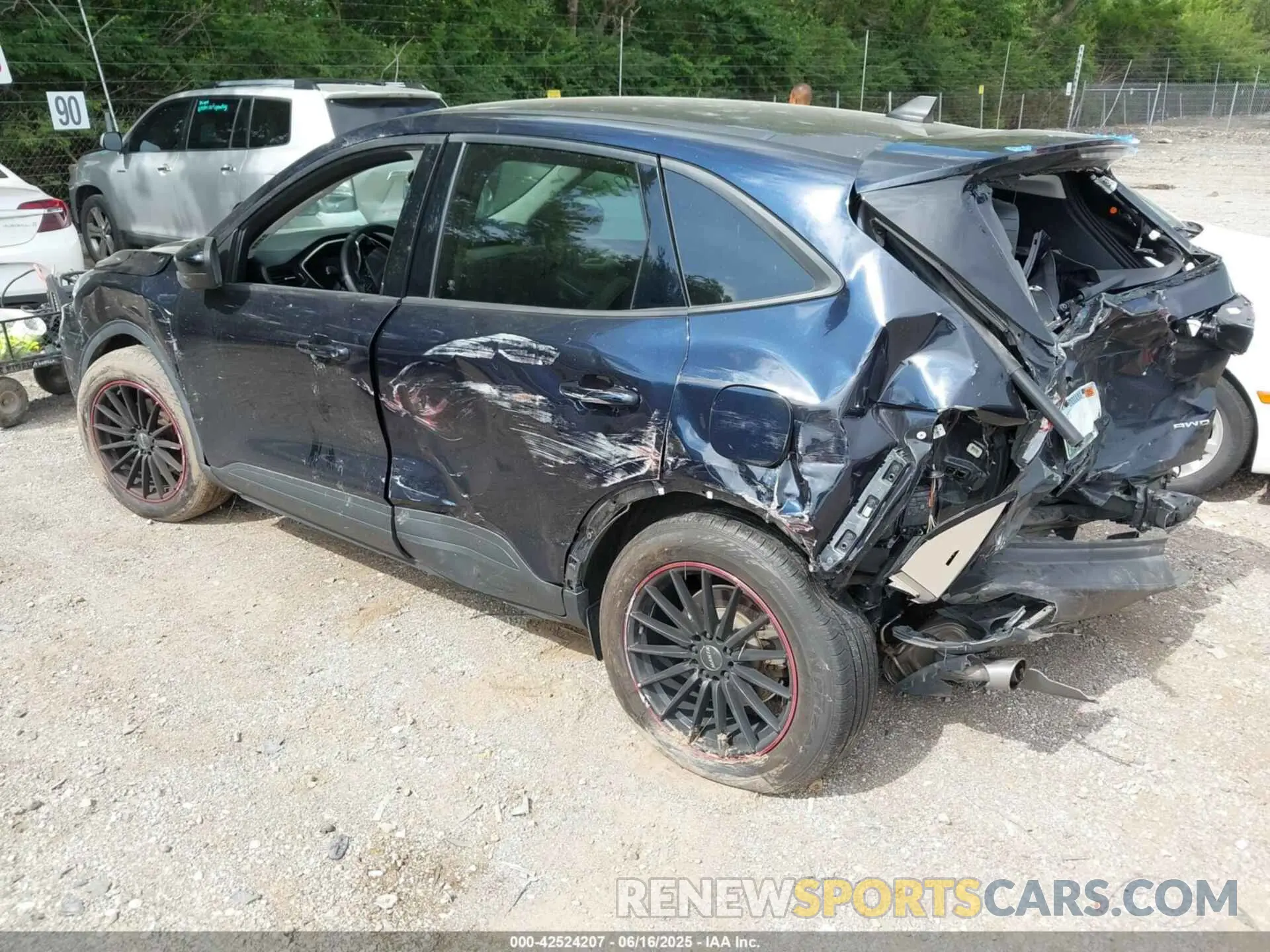 3 Photograph of a damaged car 1FMCU9G68MUA37176 FORD ESCAPE 2021
