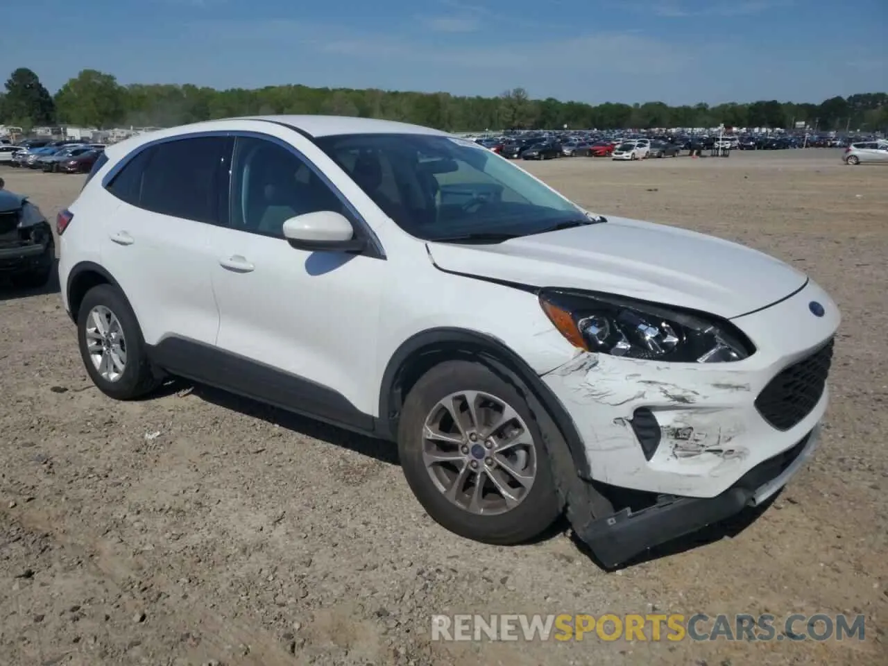 4 Photograph of a damaged car 1FMCU9G68MUA67777 FORD ESCAPE 2021