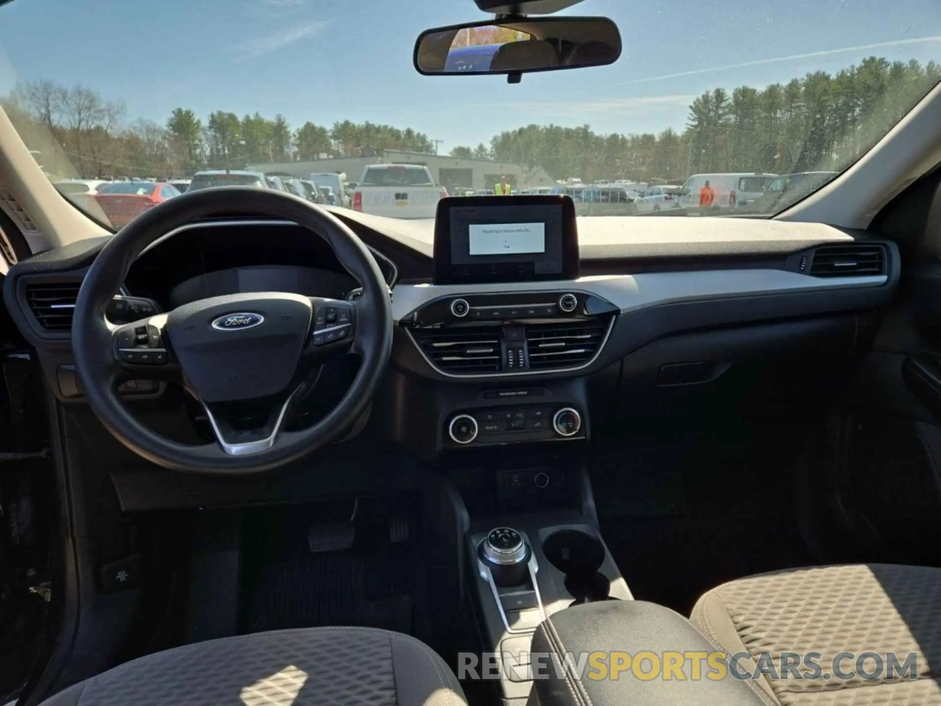 18 Photograph of a damaged car 1FMCU9G68MUA90881 FORD ESCAPE 2021