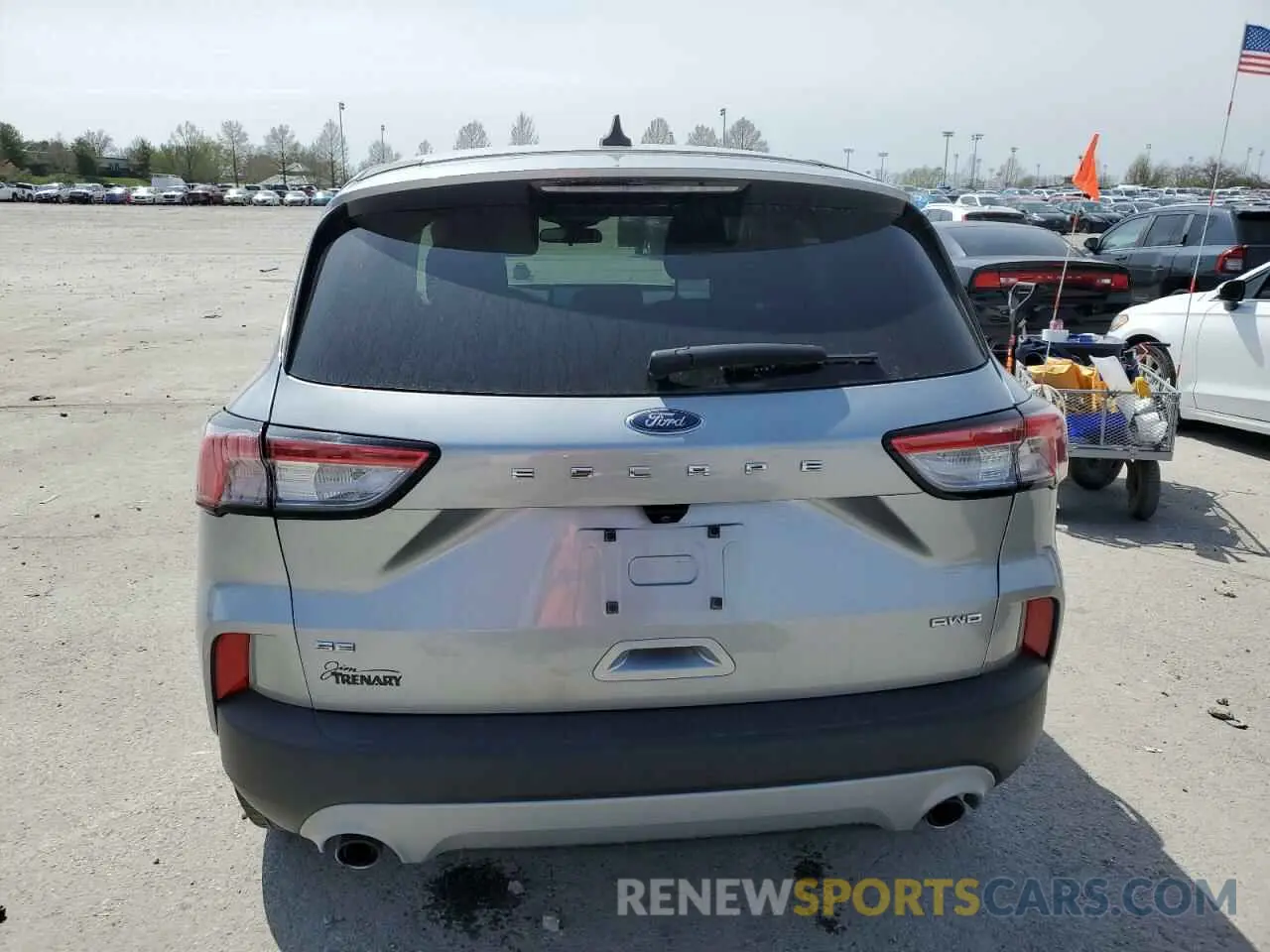 6 Photograph of a damaged car 1FMCU9G68MUB29923 FORD ESCAPE 2021