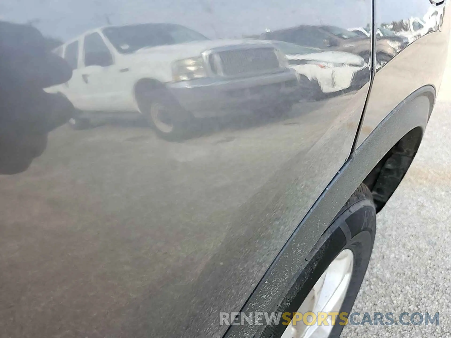 4 Photograph of a damaged car 1FMCU9G69MUA68128 FORD ESCAPE 2021