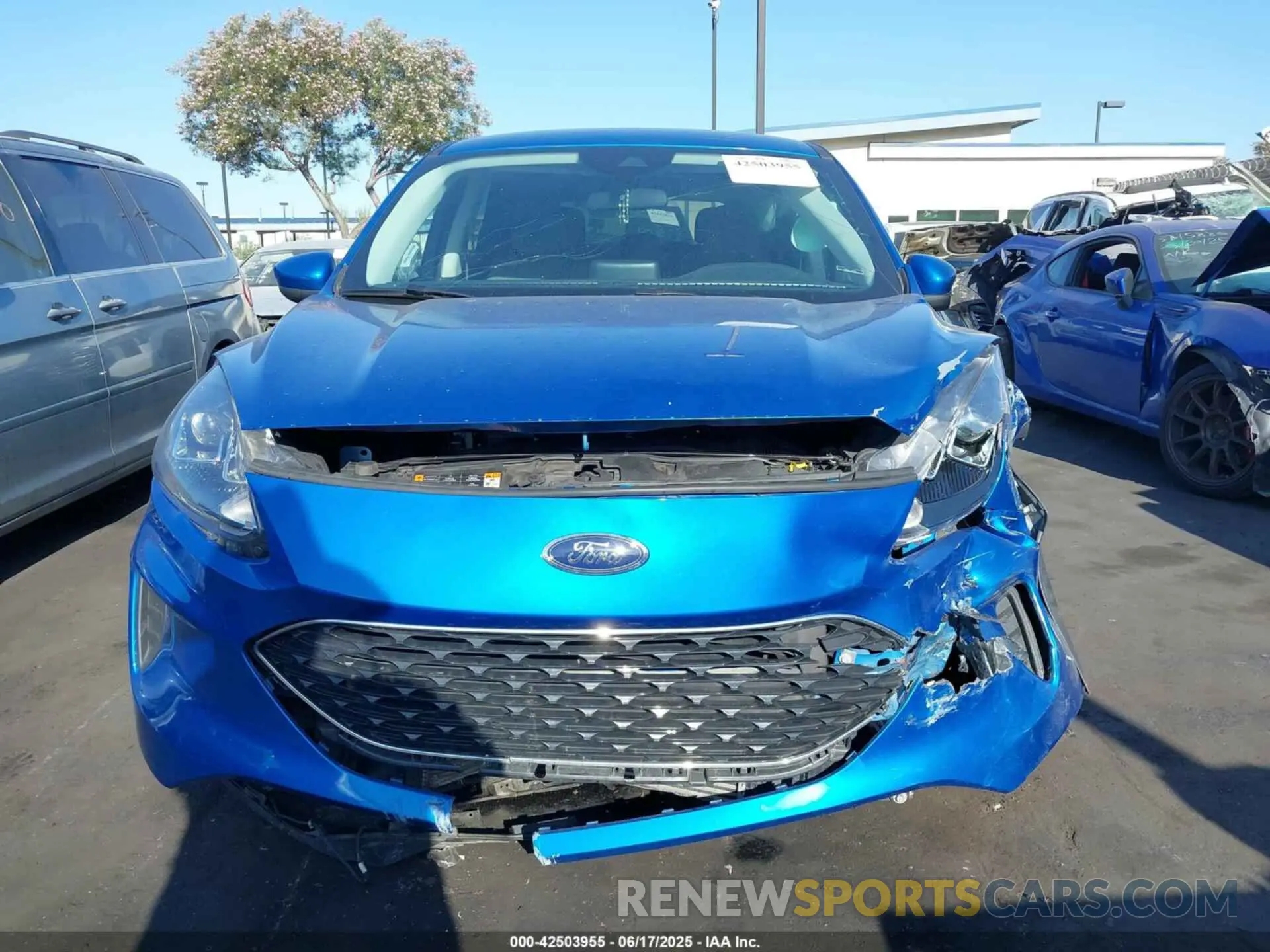 12 Photograph of a damaged car 1FMCU9G69MUB15318 FORD ESCAPE 2021