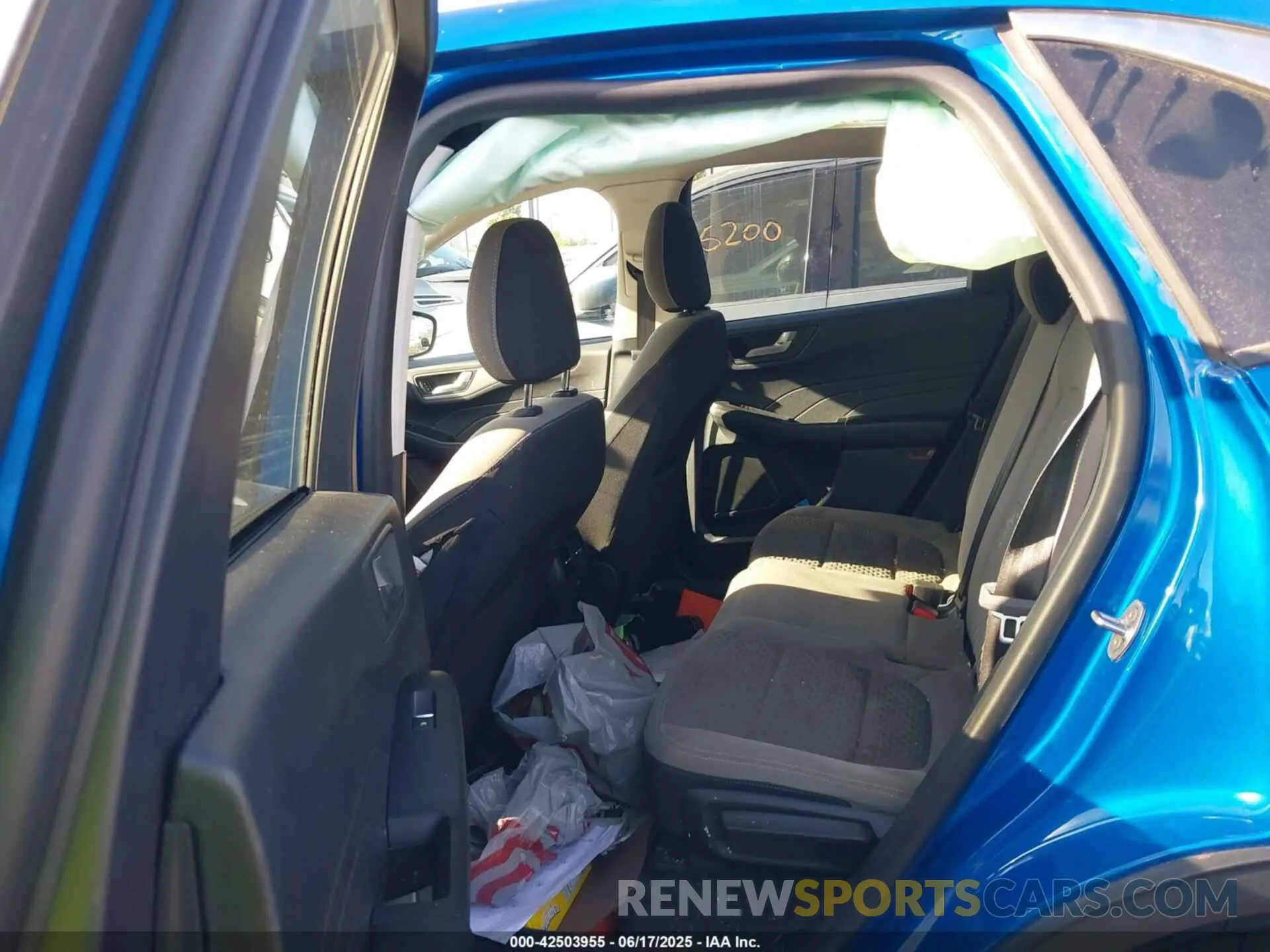 8 Photograph of a damaged car 1FMCU9G69MUB15318 FORD ESCAPE 2021