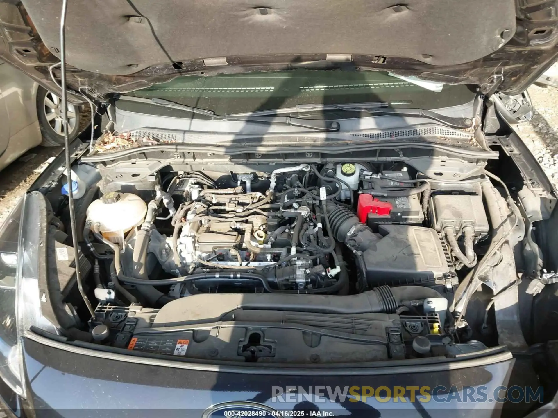 10 Photograph of a damaged car 1FMCU9G6XMUA77193 FORD ESCAPE 2021