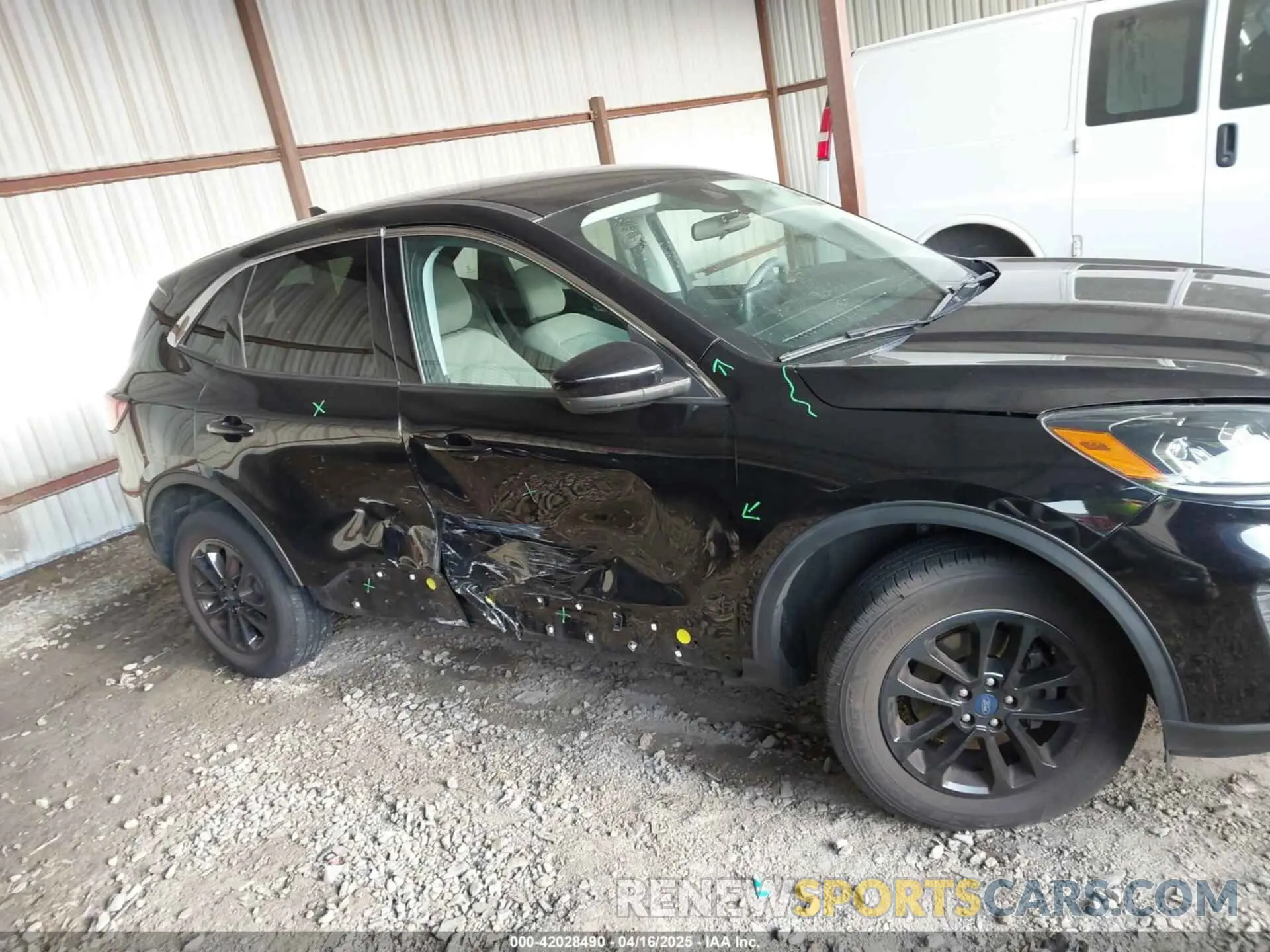 14 Photograph of a damaged car 1FMCU9G6XMUA77193 FORD ESCAPE 2021