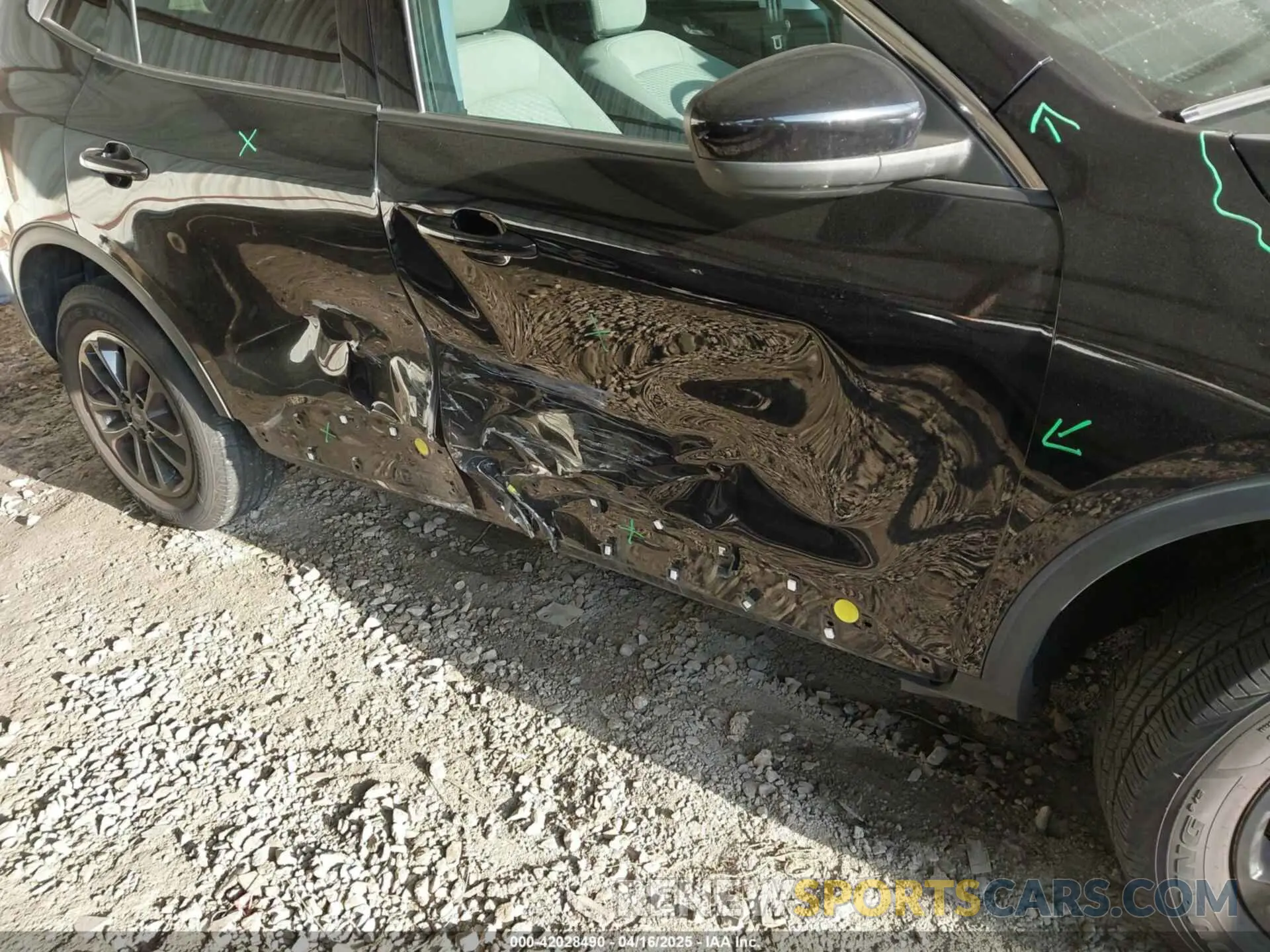 21 Photograph of a damaged car 1FMCU9G6XMUA77193 FORD ESCAPE 2021