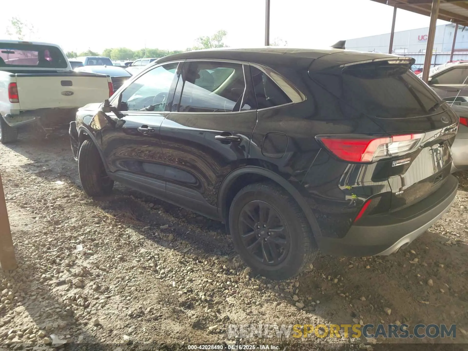 3 Photograph of a damaged car 1FMCU9G6XMUA77193 FORD ESCAPE 2021