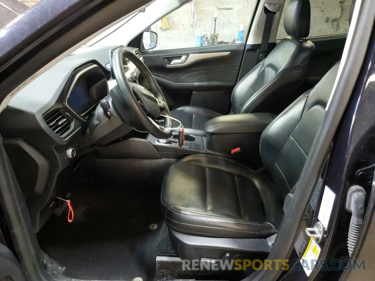 7 Photograph of a damaged car 1FMCU9H60MUB10183 FORD ESCAPE 2021