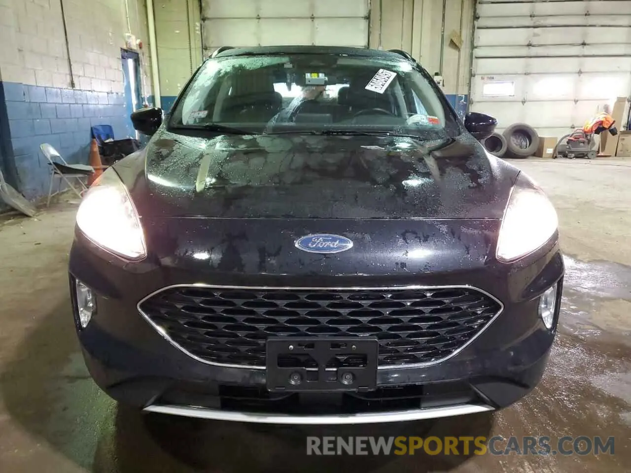 5 Photograph of a damaged car 1FMCU9H61MUA64928 FORD ESCAPE 2021