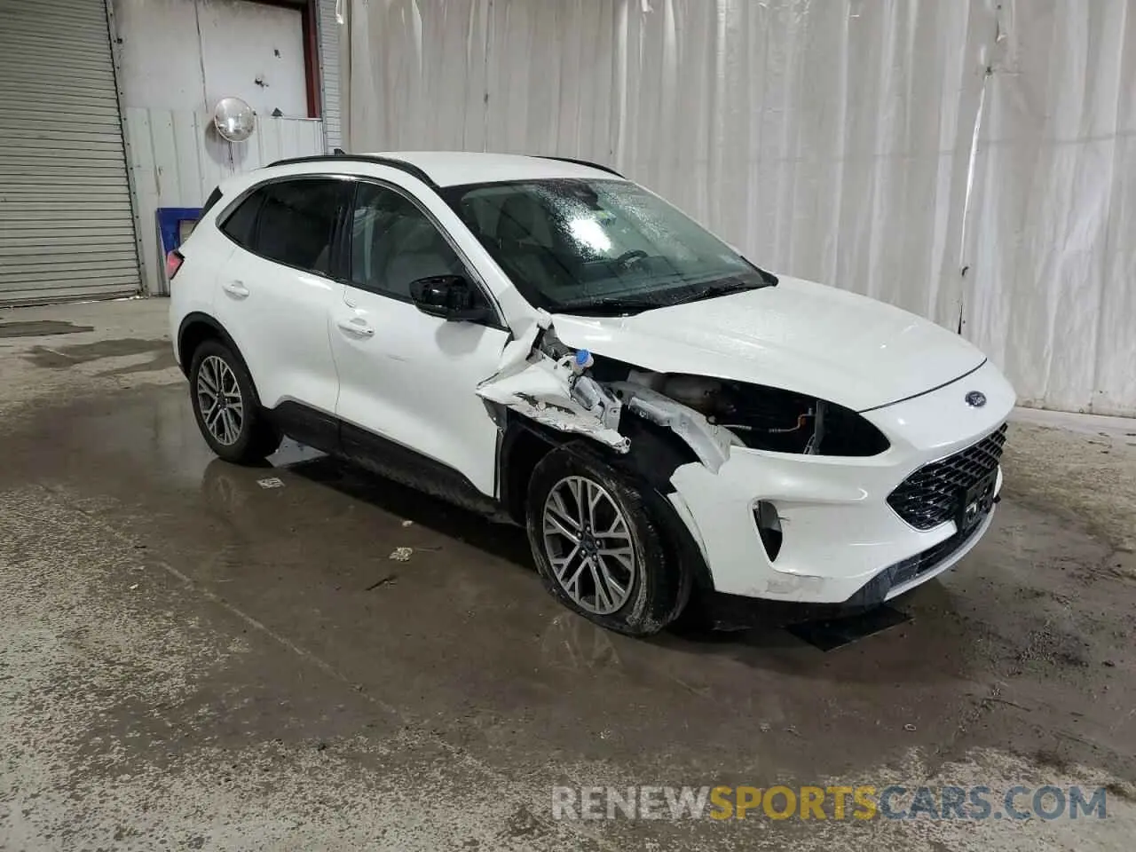 4 Photograph of a damaged car 1FMCU9H62MUA65540 FORD ESCAPE 2021