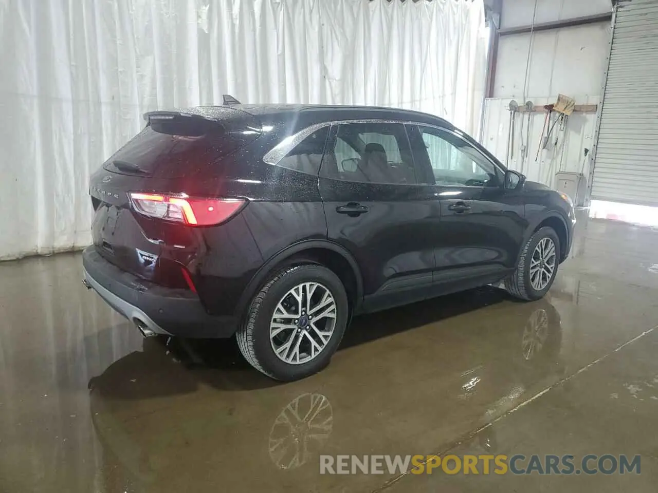 3 Photograph of a damaged car 1FMCU9H63MUA65031 FORD ESCAPE 2021