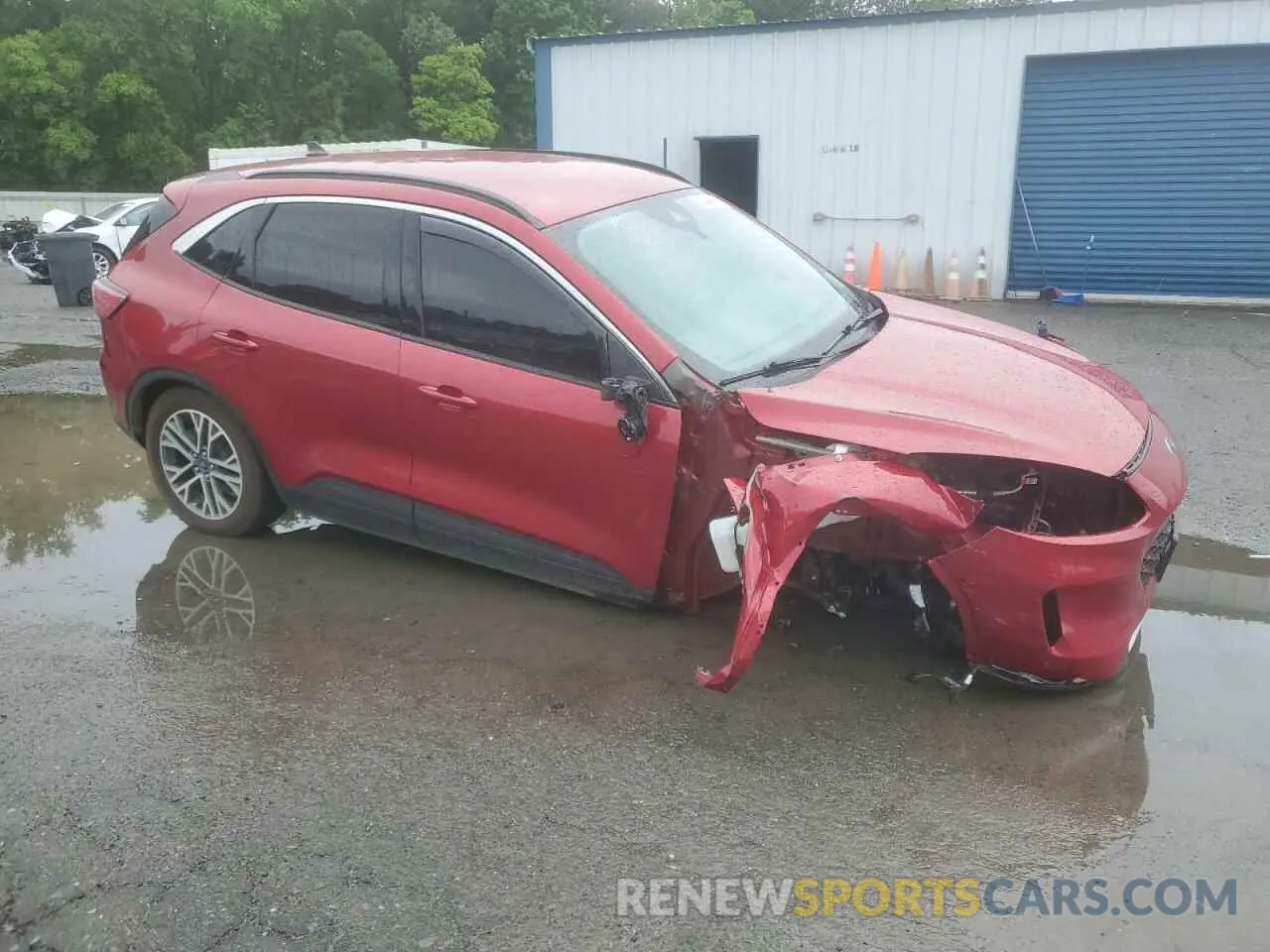 4 Photograph of a damaged car 1FMCU9H64MUA32880 FORD ESCAPE 2021