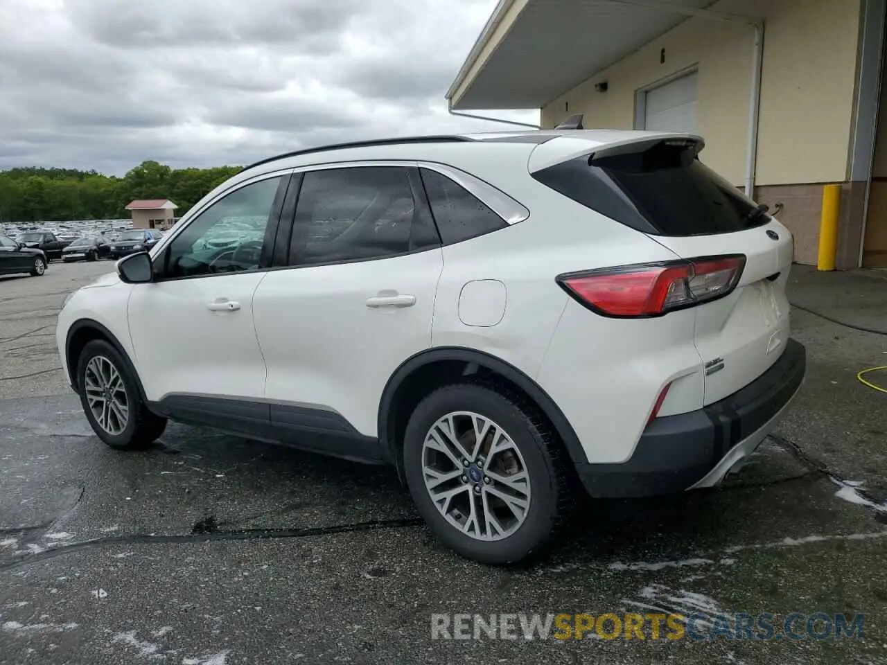2 Photograph of a damaged car 1FMCU9H64MUA51011 FORD ESCAPE 2021