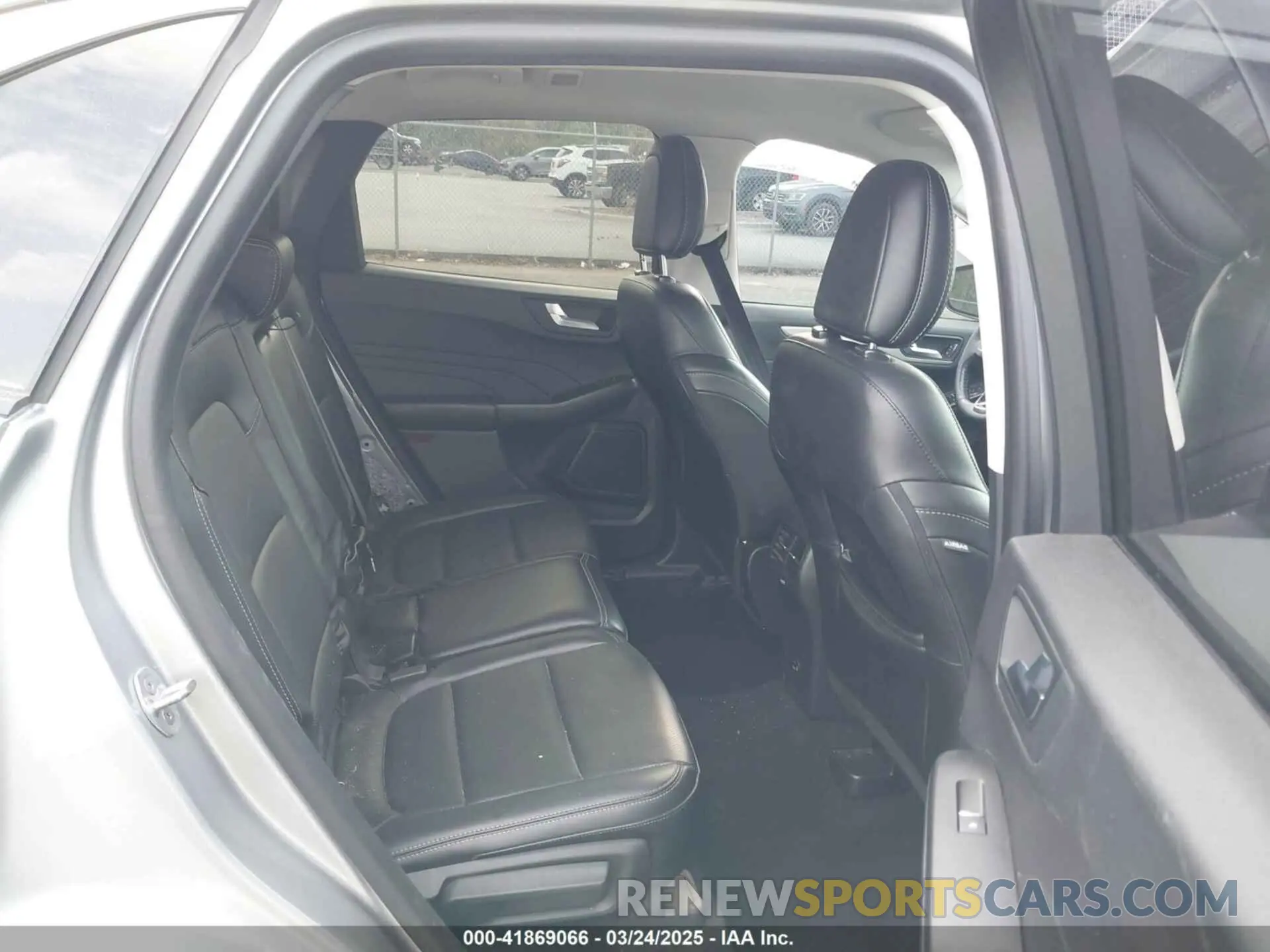8 Photograph of a damaged car 1FMCU9H65MUA11214 FORD ESCAPE 2021