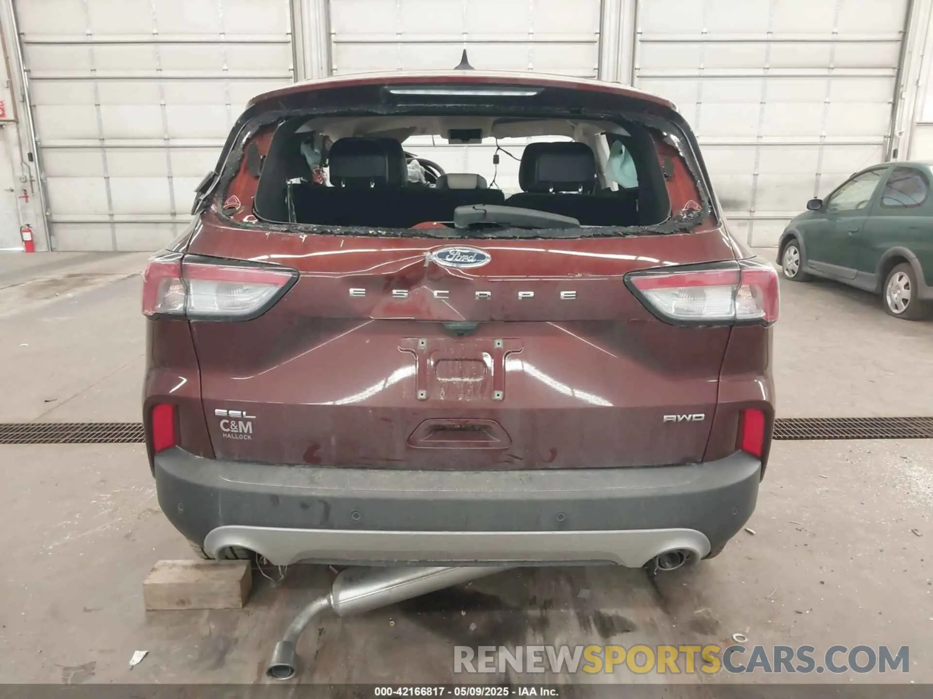 16 Photograph of a damaged car 1FMCU9H65MUB05710 FORD ESCAPE 2021