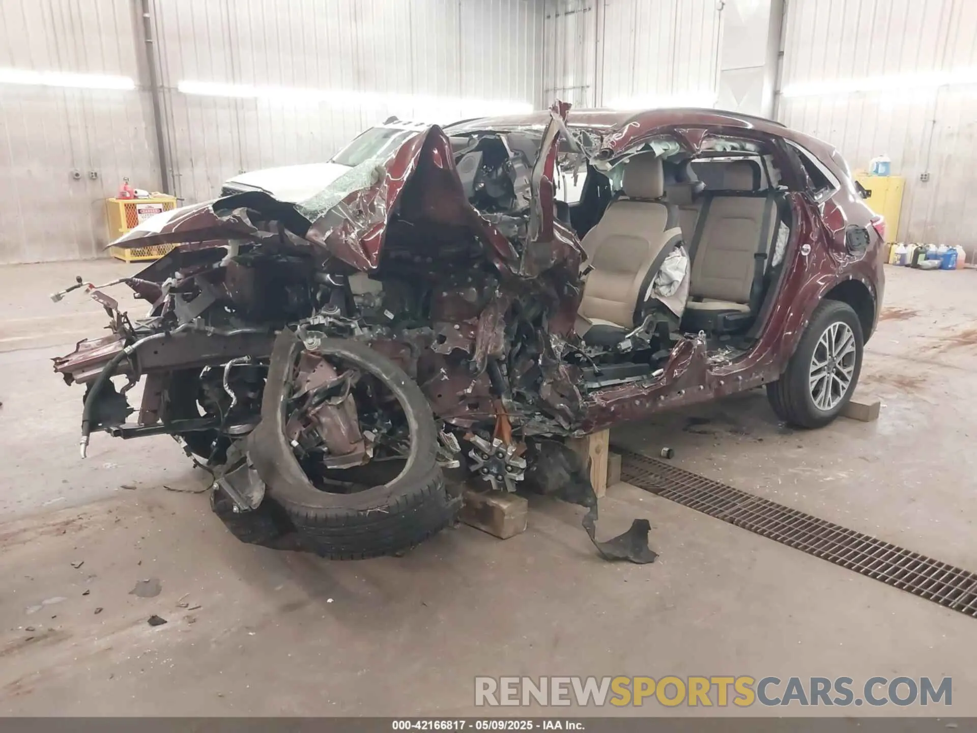2 Photograph of a damaged car 1FMCU9H65MUB05710 FORD ESCAPE 2021
