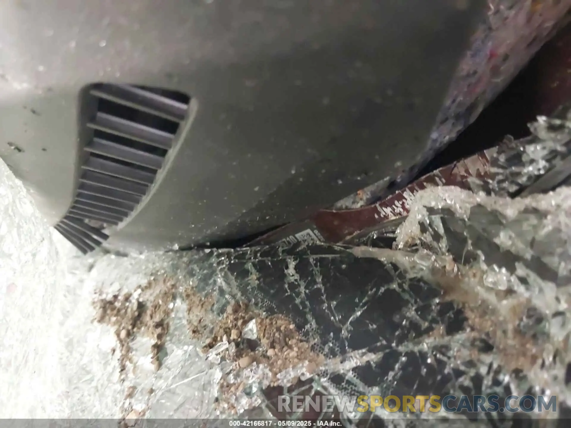 9 Photograph of a damaged car 1FMCU9H65MUB05710 FORD ESCAPE 2021