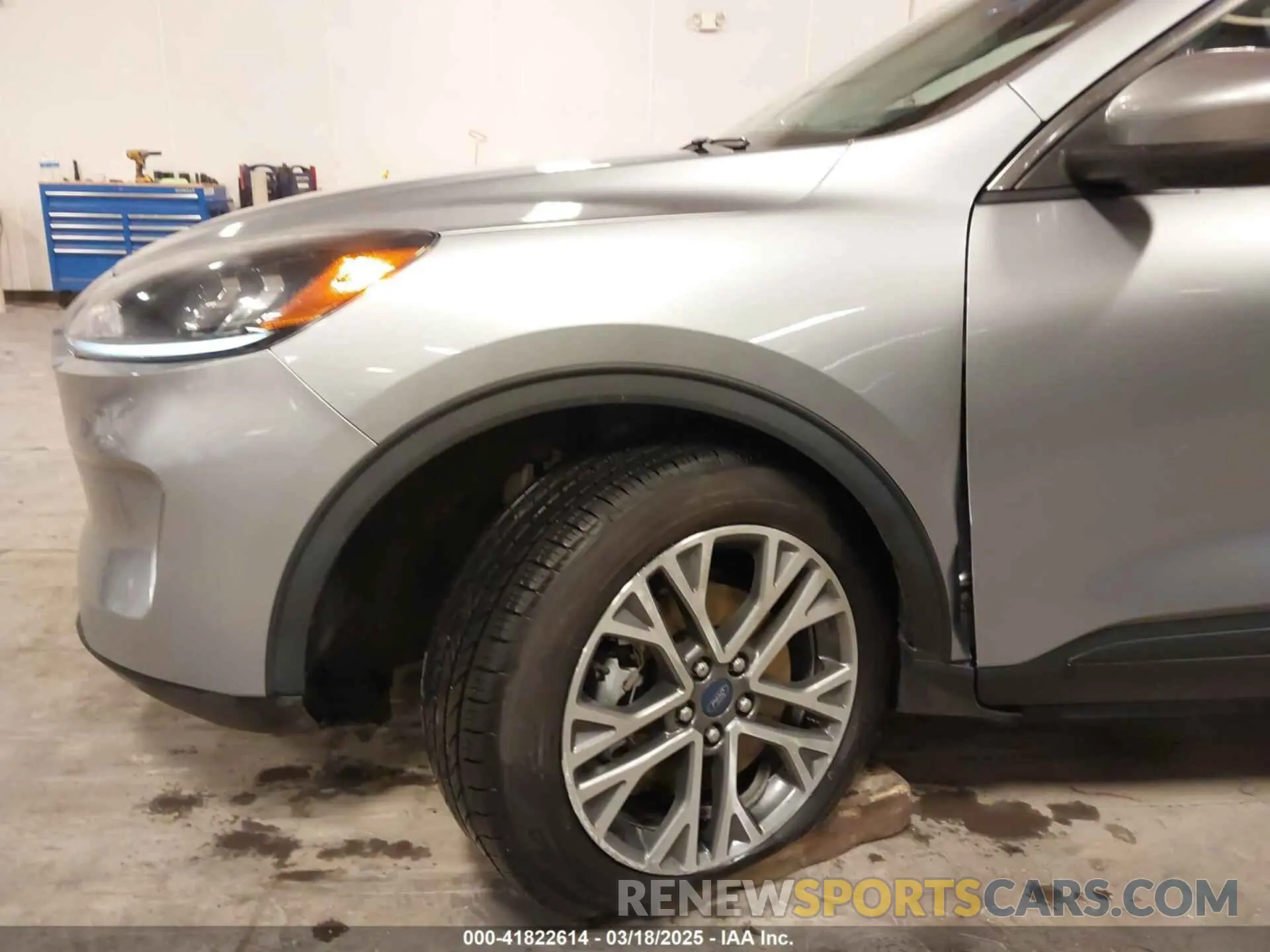 6 Photograph of a damaged car 1FMCU9H67MUA48975 FORD ESCAPE 2021