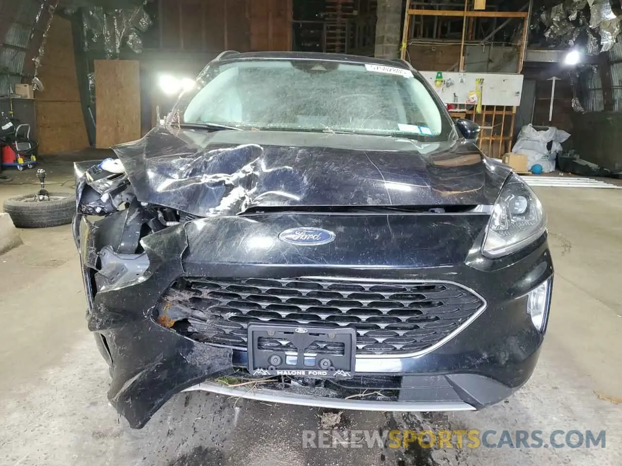 5 Photograph of a damaged car 1FMCU9H67MUB18913 FORD ESCAPE 2021