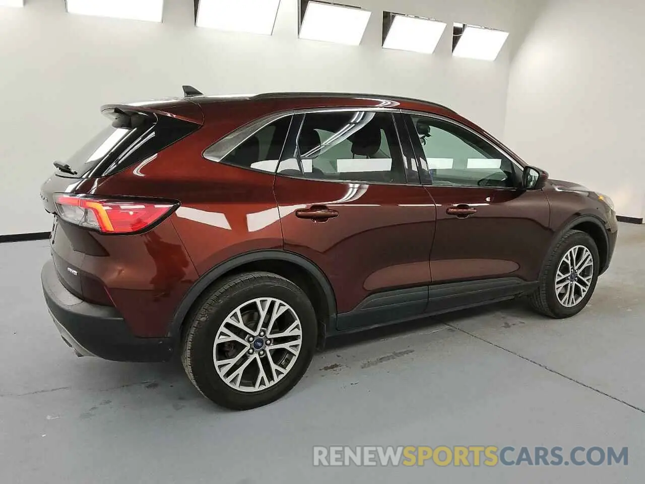 3 Photograph of a damaged car 1FMCU9H68MUA65896 FORD ESCAPE 2021