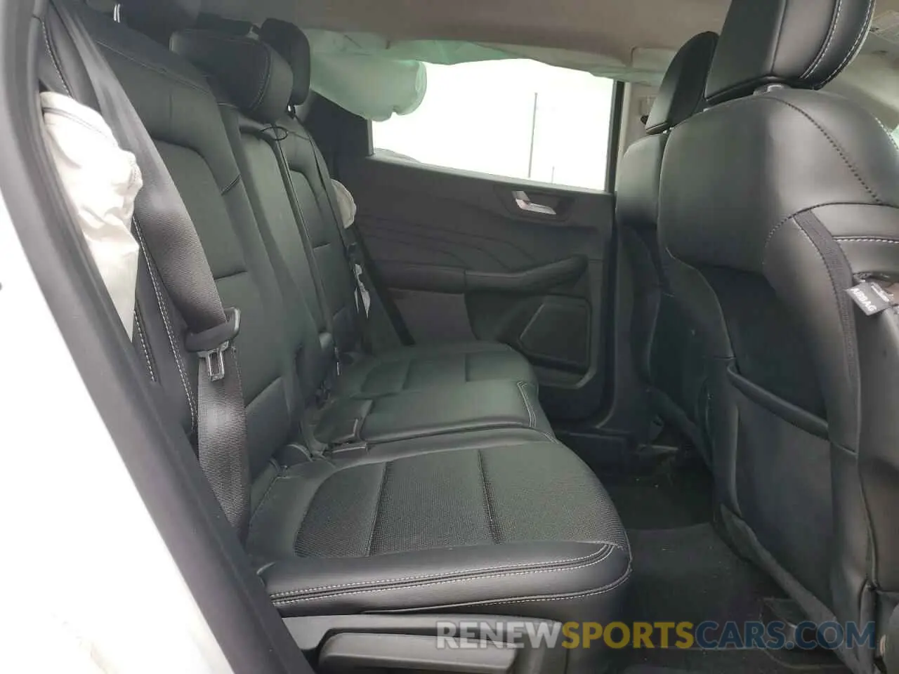 10 Photograph of a damaged car 1FMCU9H6XMUA16618 FORD ESCAPE 2021