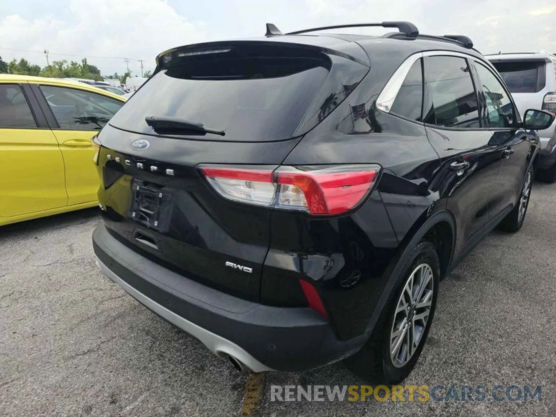 8 Photograph of a damaged car 1FMCU9H90MUA73968 FORD ESCAPE 2021