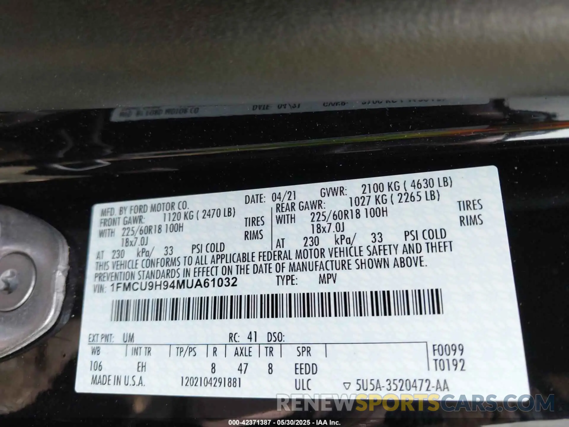 9 Photograph of a damaged car 1FMCU9H94MUA61032 FORD ESCAPE 2021