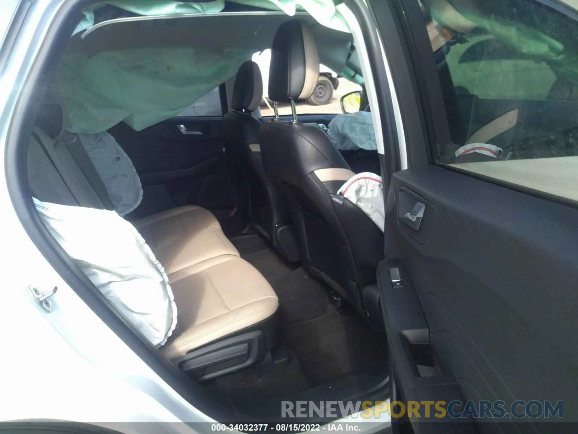 8 Photograph of a damaged car 1FMCU9H97MUA92923 FORD ESCAPE 2021