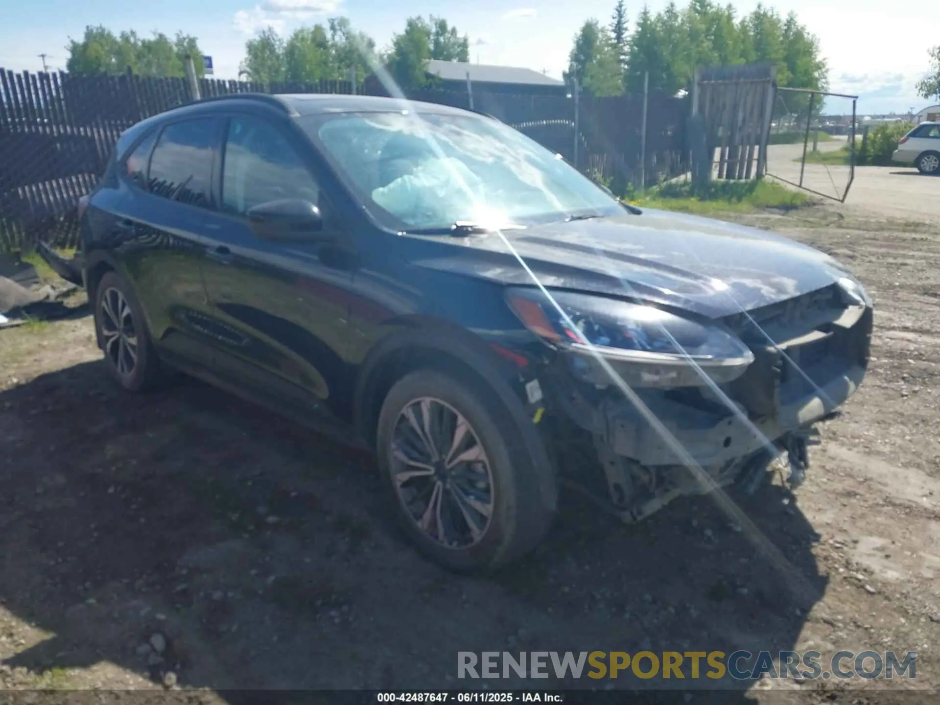1 Photograph of a damaged car 1FMCU9H97MUB17707 FORD ESCAPE 2021