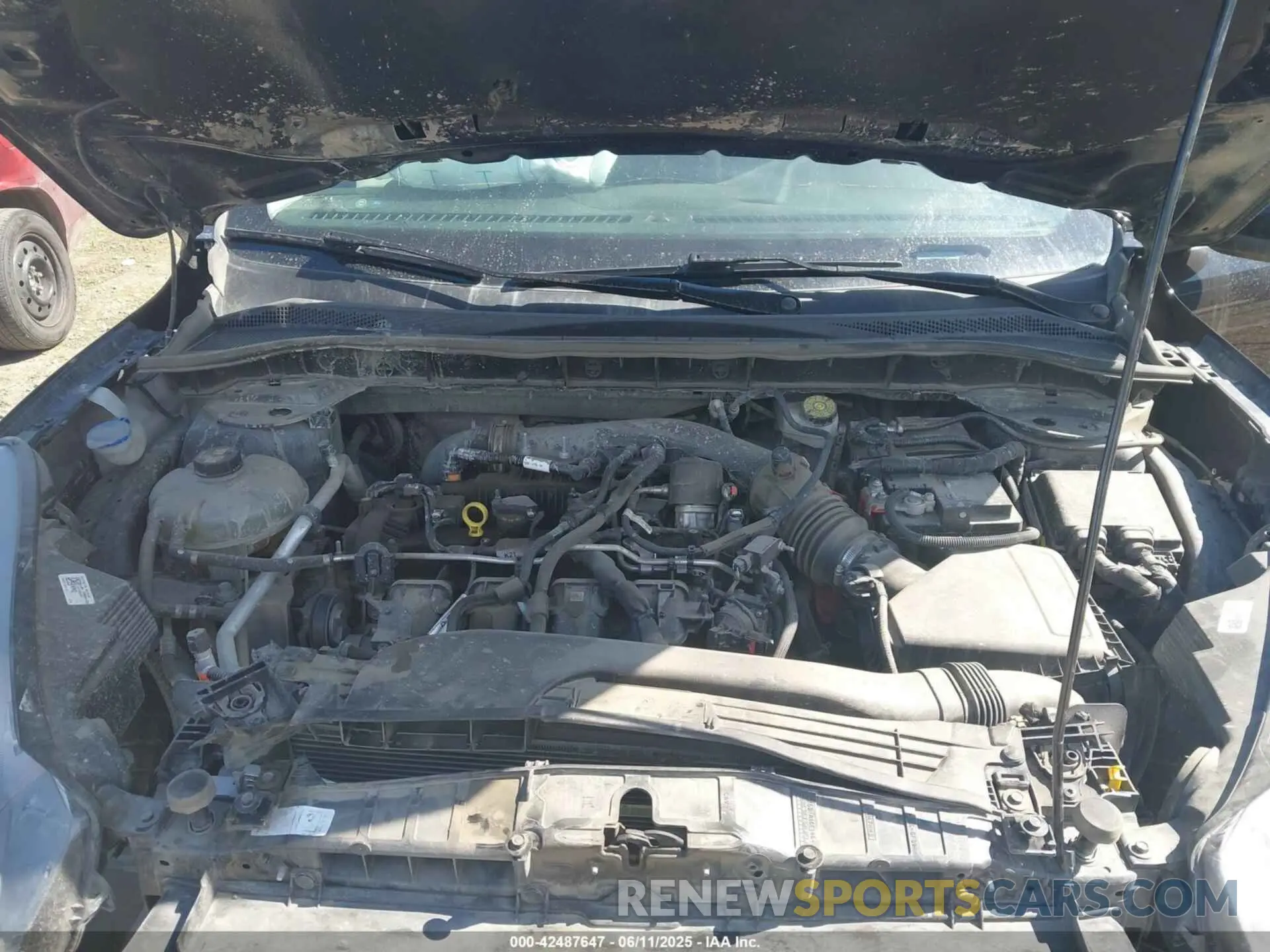 10 Photograph of a damaged car 1FMCU9H97MUB17707 FORD ESCAPE 2021