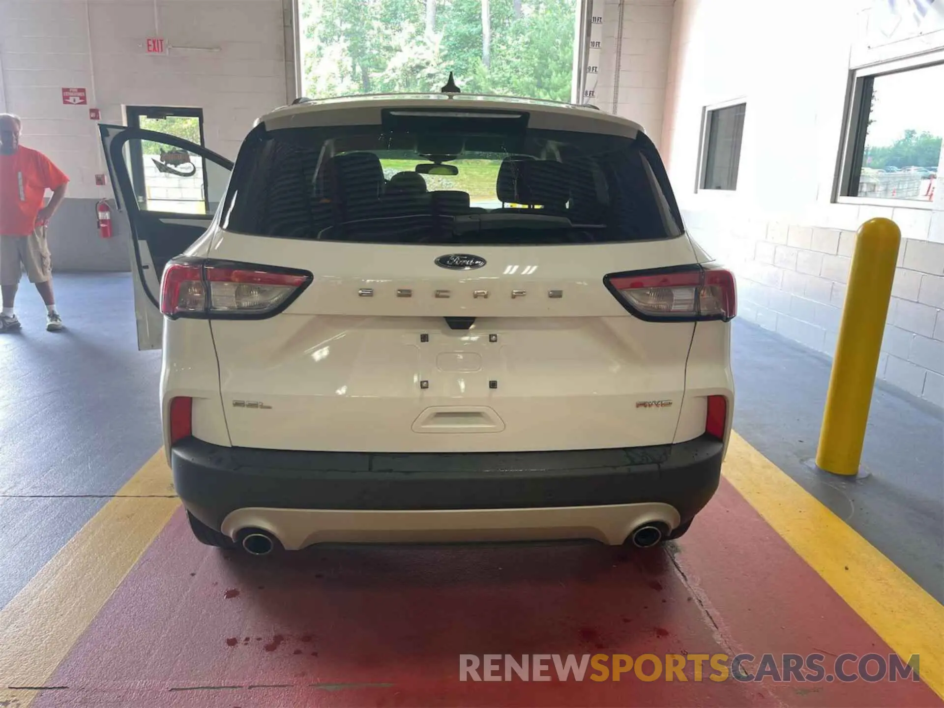 6 Photograph of a damaged car 1FMCU9H98MUB02889 FORD ESCAPE 2021