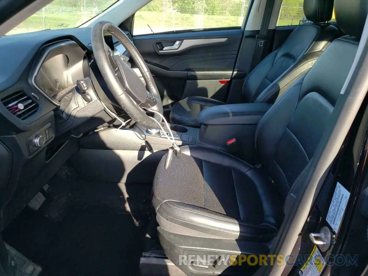 7 Photograph of a damaged car 1FMCU9H98MUB23726 FORD ESCAPE 2021