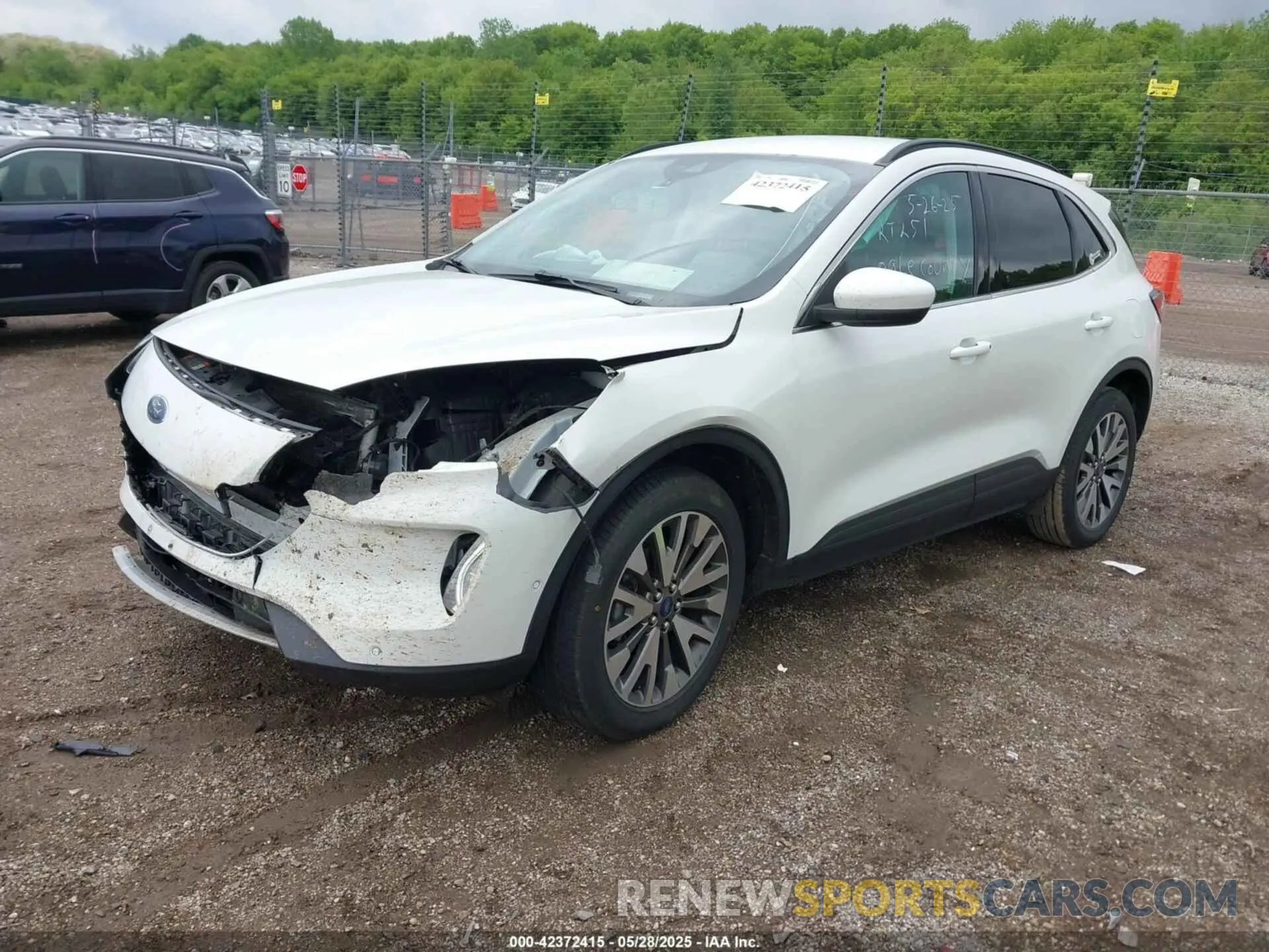2 Photograph of a damaged car 1FMCU9J90MUA58638 FORD ESCAPE 2021