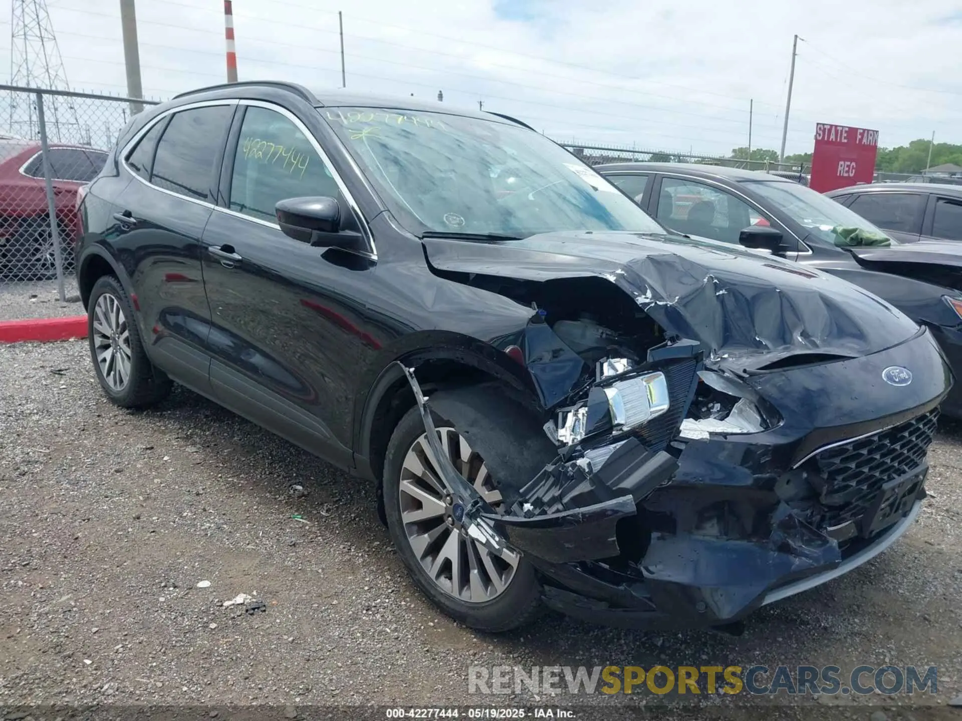 1 Photograph of a damaged car 1FMCU9J97MUA77753 FORD ESCAPE 2021