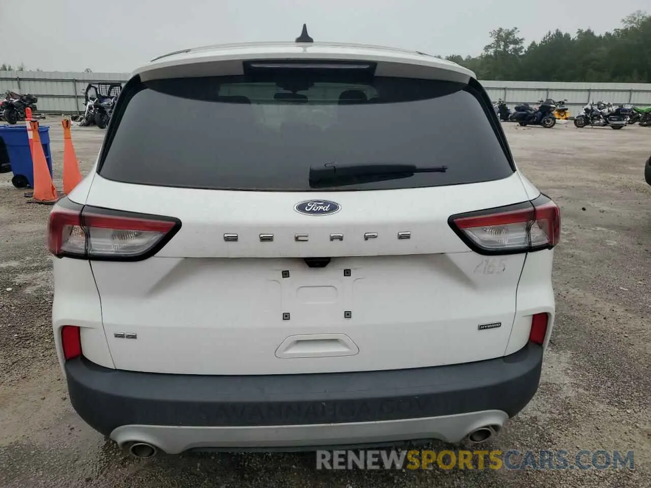 6 Photograph of a damaged car 1FMCU0BZ5NUA61479 FORD ESCAPE 2022