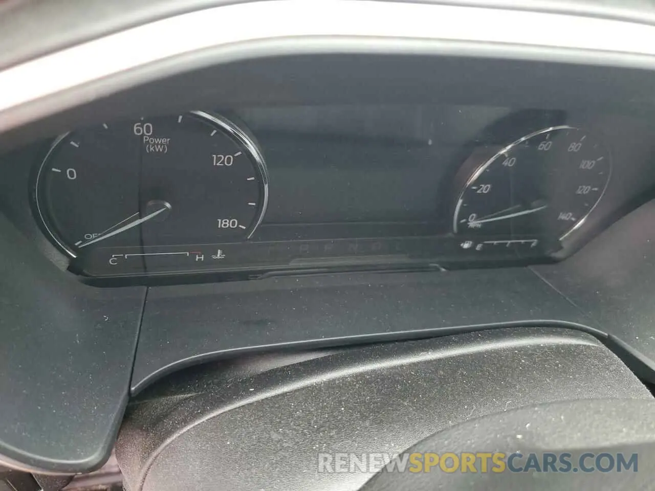 9 Photograph of a damaged car 1FMCU0BZ5NUA61479 FORD ESCAPE 2022