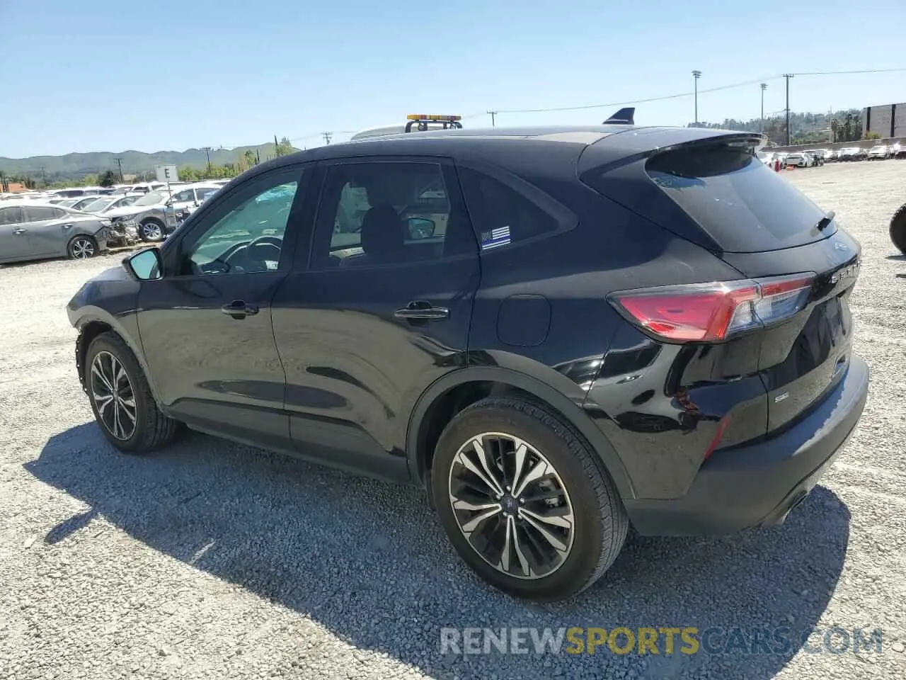 2 Photograph of a damaged car 1FMCU0BZ7NUB08236 FORD ESCAPE 2022