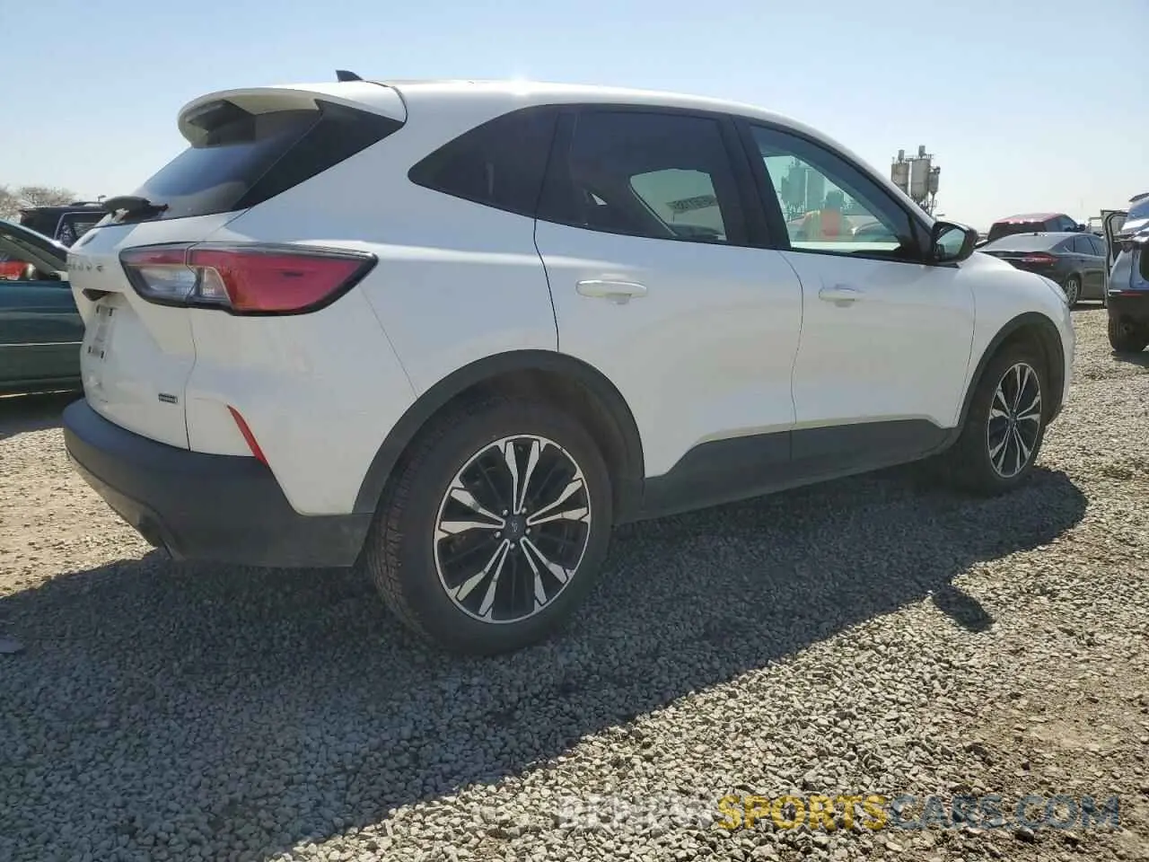 3 Photograph of a damaged car 1FMCU0BZ9NUA26539 FORD ESCAPE 2022