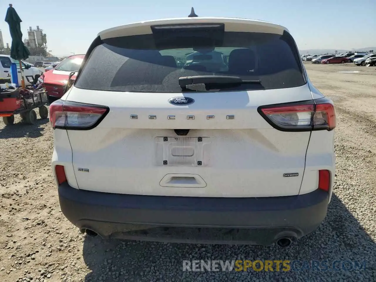 6 Photograph of a damaged car 1FMCU0BZ9NUA26539 FORD ESCAPE 2022