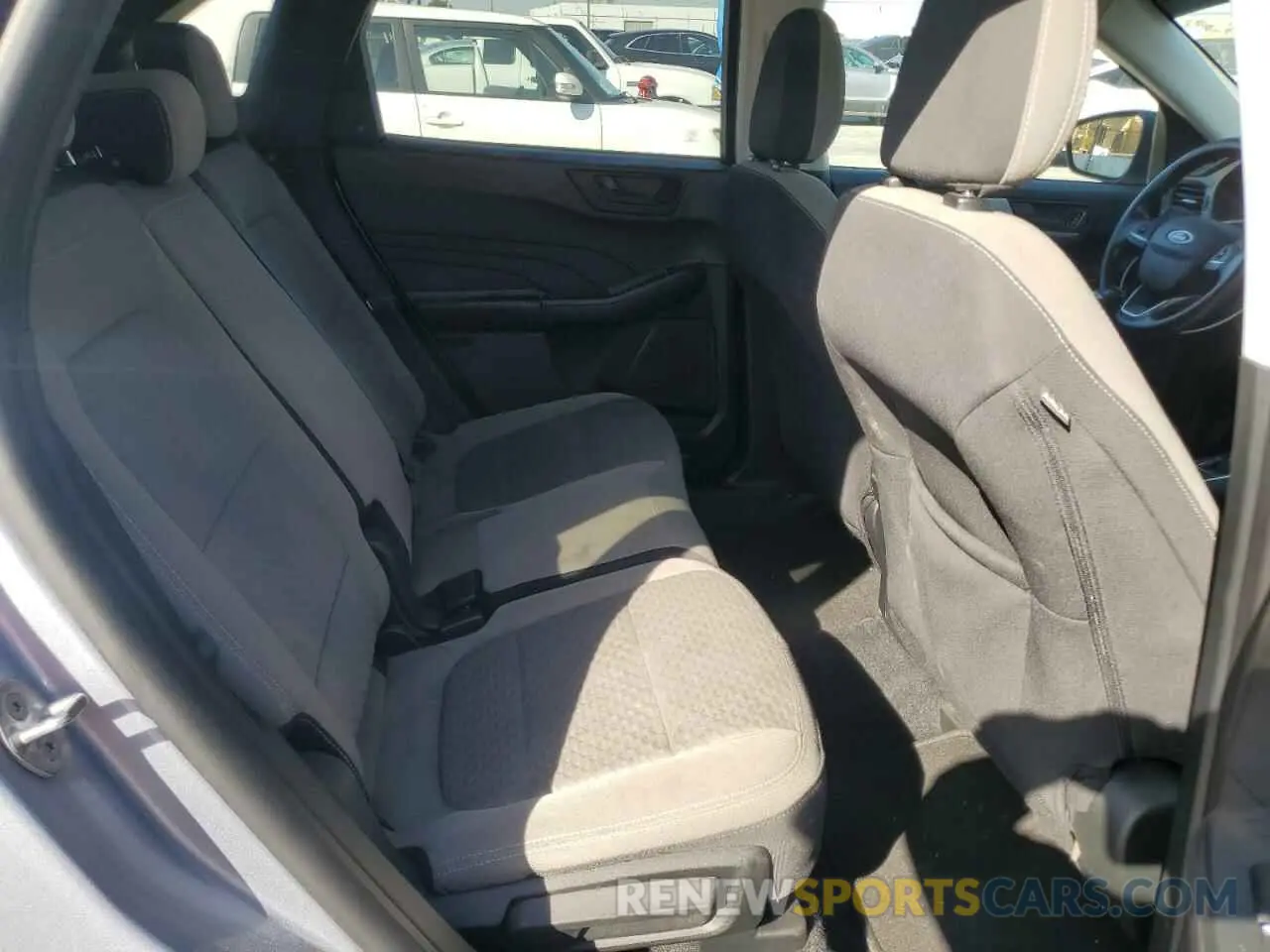 11 Photograph of a damaged car 1FMCU0BZ9NUA28338 FORD ESCAPE 2022