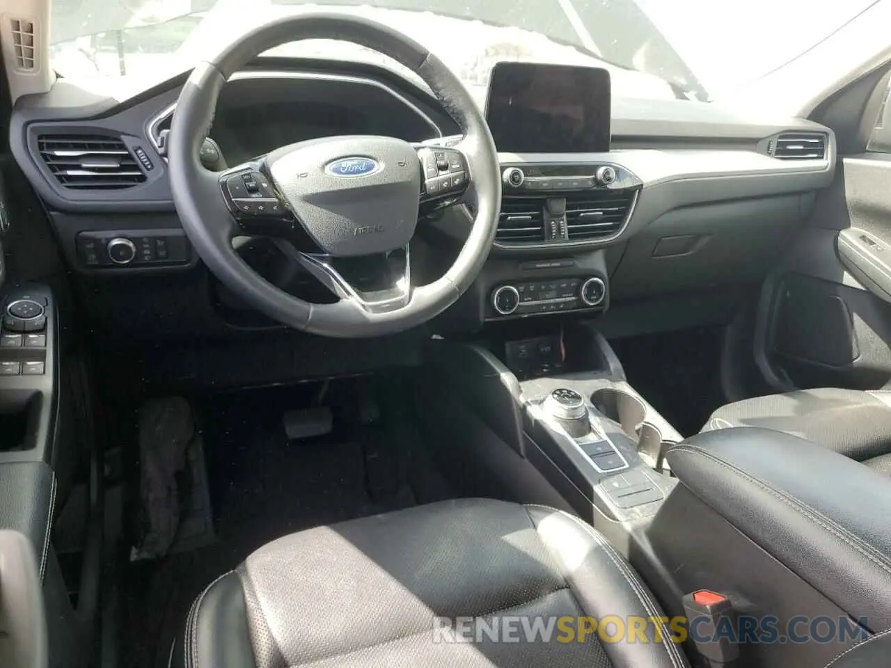 8 Photograph of a damaged car 1FMCU0CZ0NUA93710 FORD ESCAPE 2022