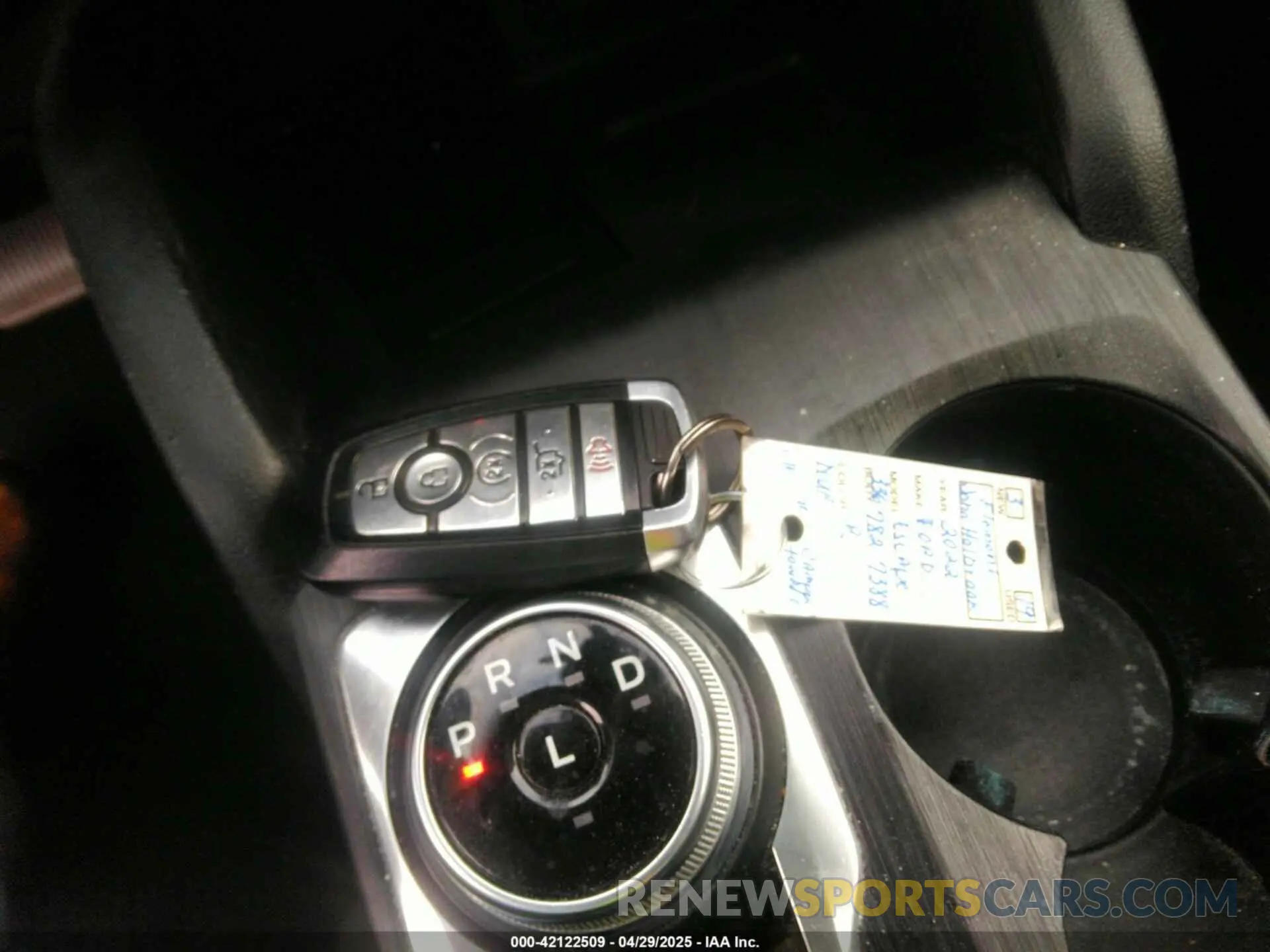 11 Photograph of a damaged car 1FMCU0CZ5NUB47048 FORD ESCAPE 2022
