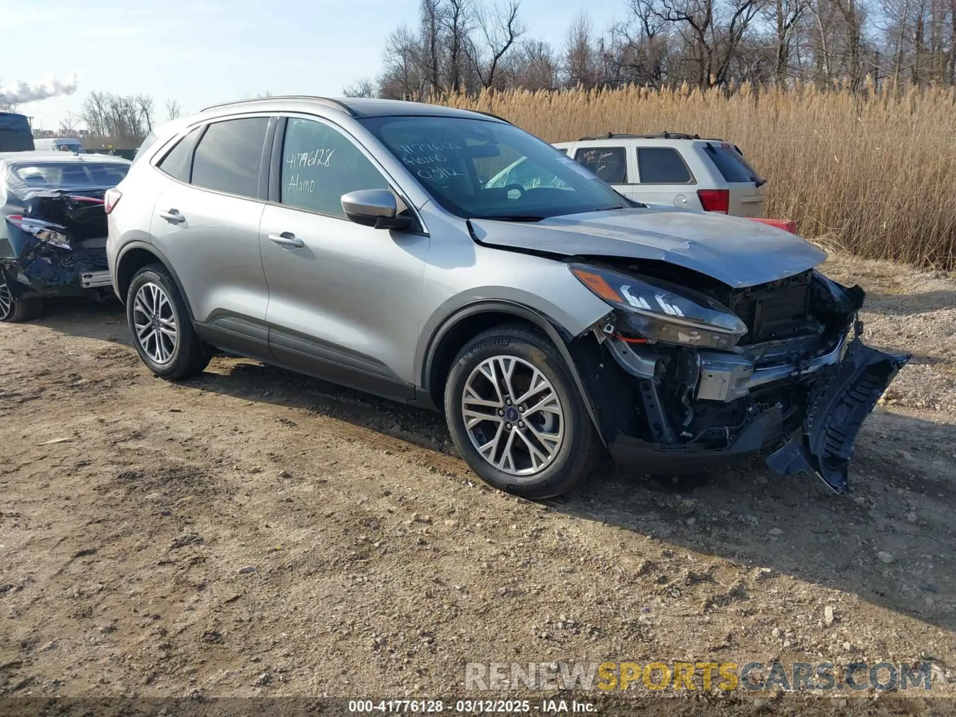 1 Photograph of a damaged car 1FMCU0CZXNUA97120 FORD ESCAPE 2022