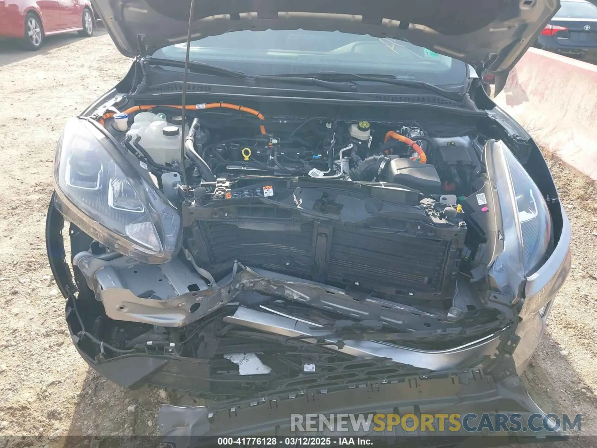10 Photograph of a damaged car 1FMCU0CZXNUA97120 FORD ESCAPE 2022