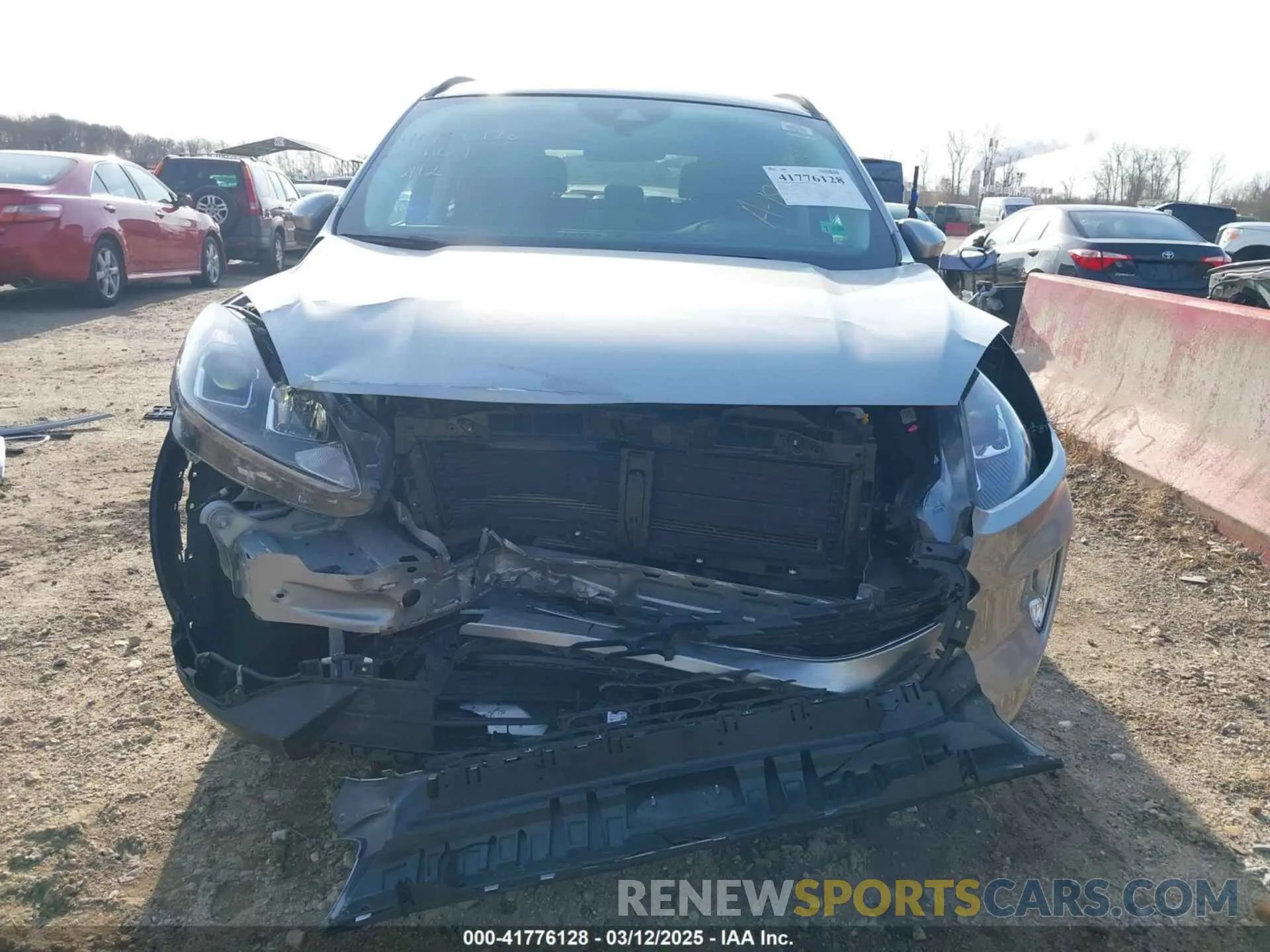 6 Photograph of a damaged car 1FMCU0CZXNUA97120 FORD ESCAPE 2022
